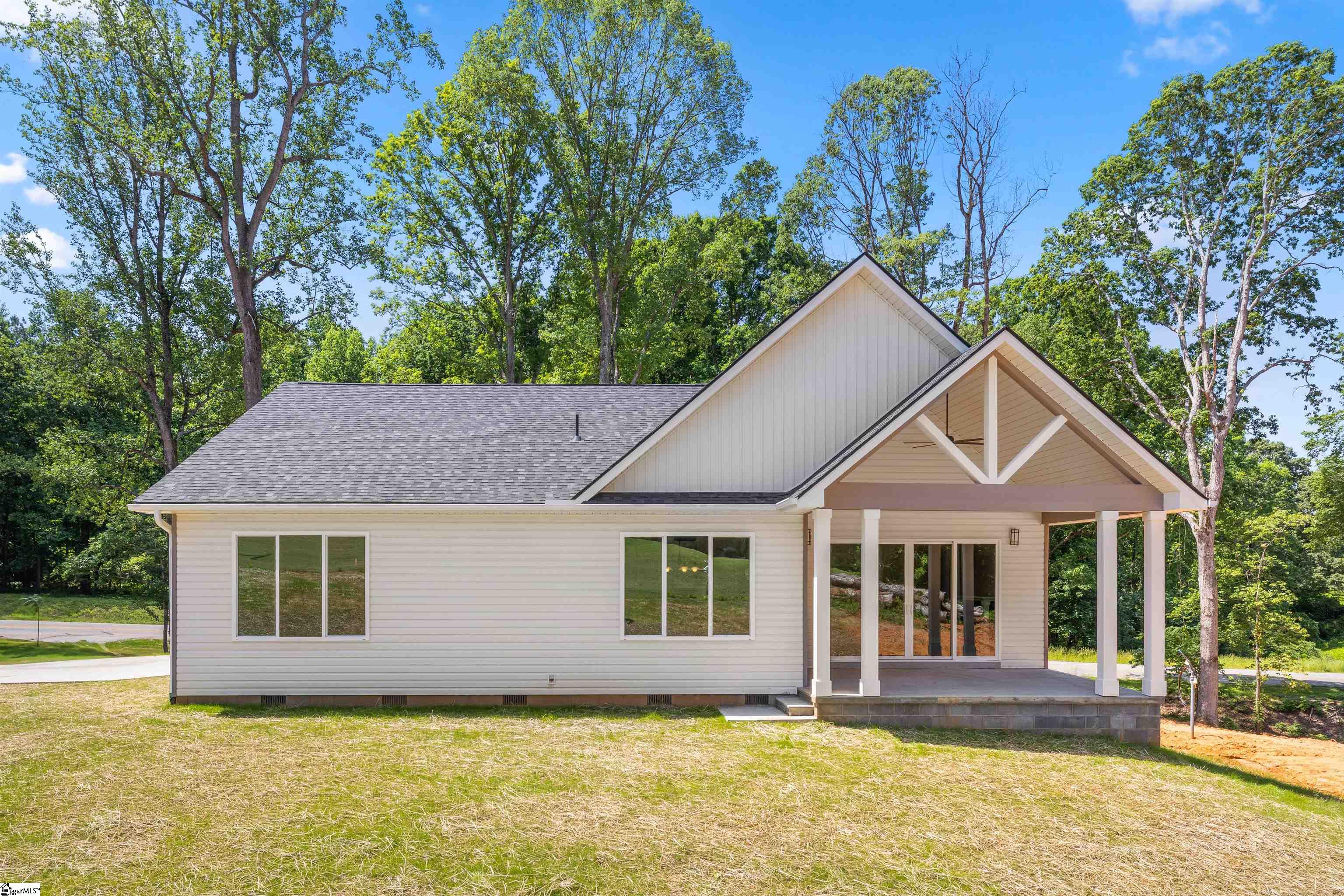 3135 E Croft Circle Spartanburg, SC 29302
