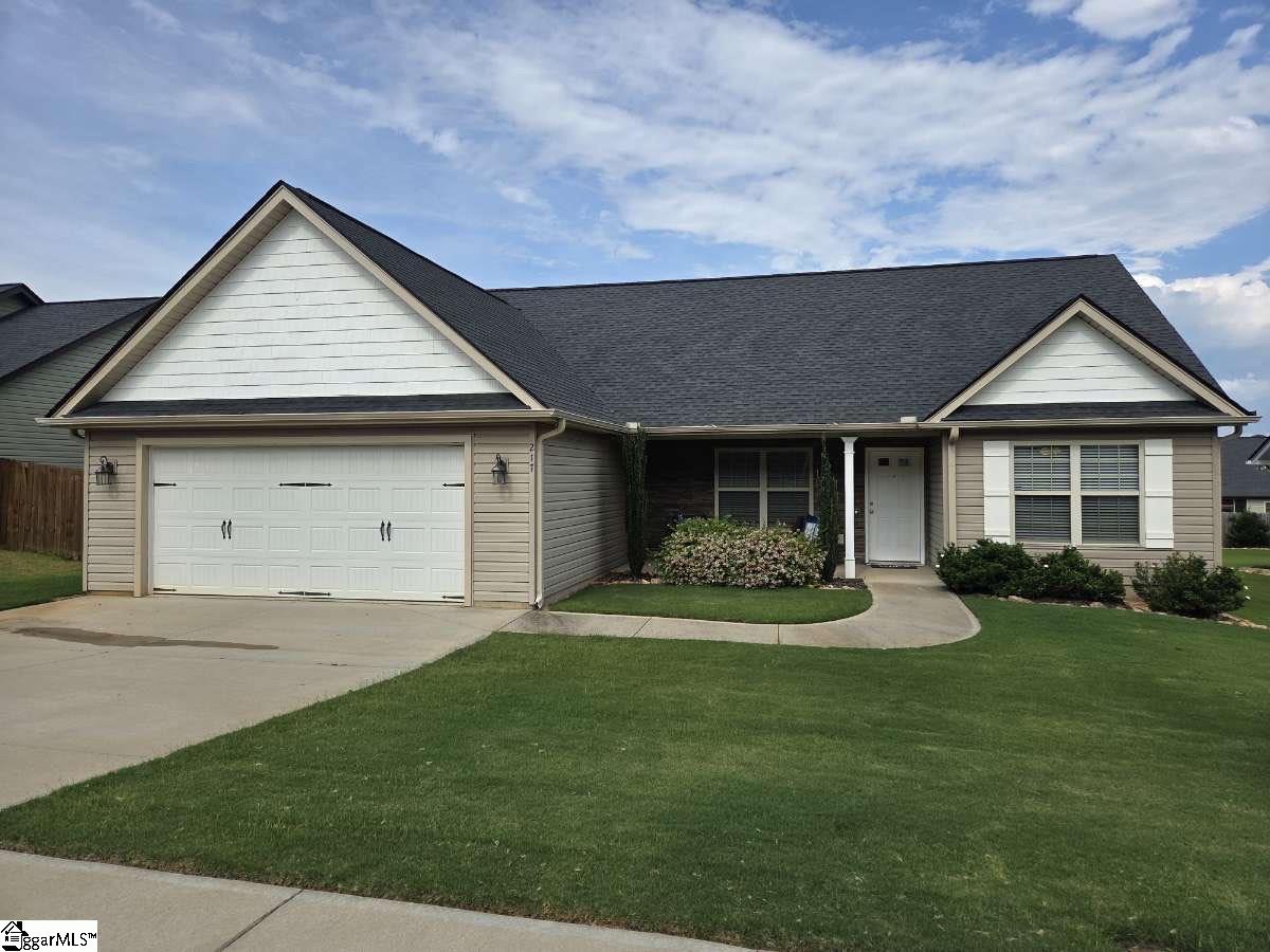 217 Lockeland Park Drive Greenville, SC 29681