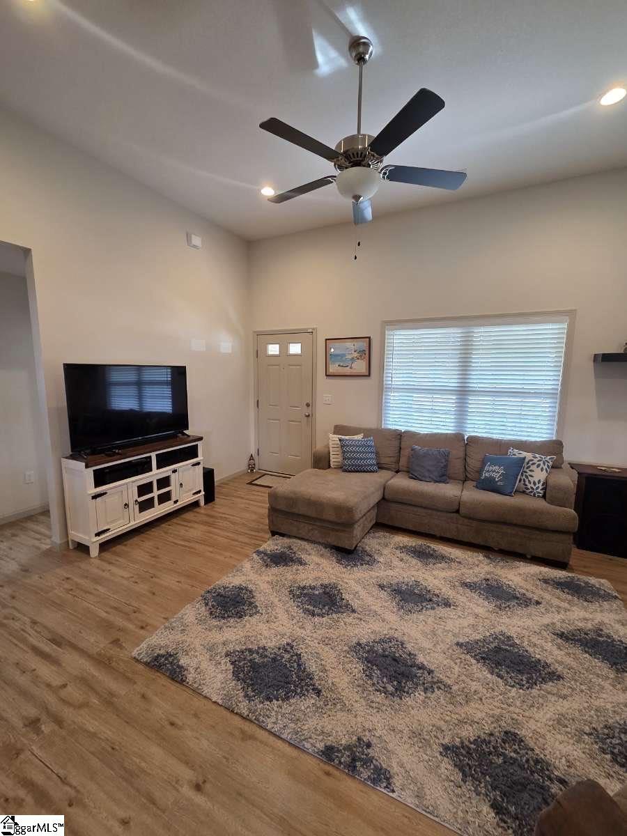 217 Lockeland Park Drive Greenville, SC 29681