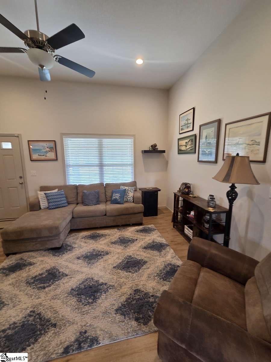 217 Lockeland Park Drive Greenville, SC 29681