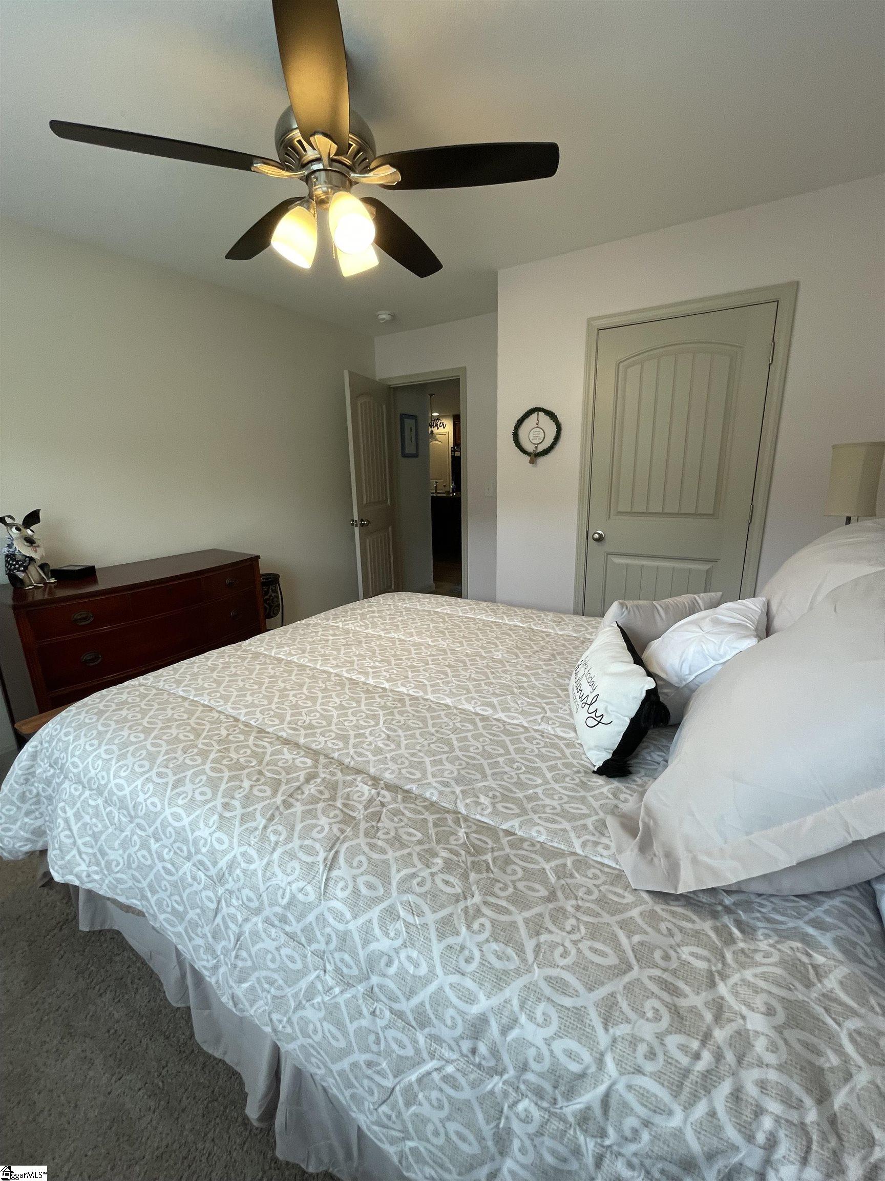 217 Lockeland Park Drive Simpsonville, SC 29681
