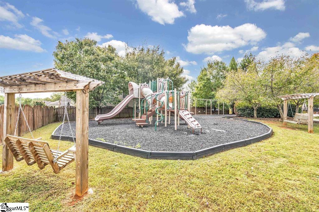 315 Hunslet Way Simpsonville, SC 29680