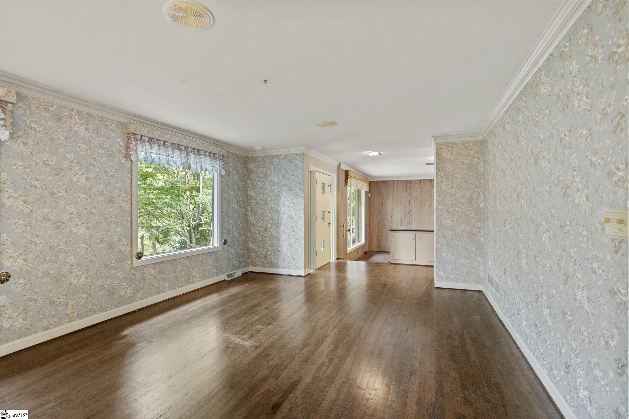 467 Henderson Road Greenville, SC 29607