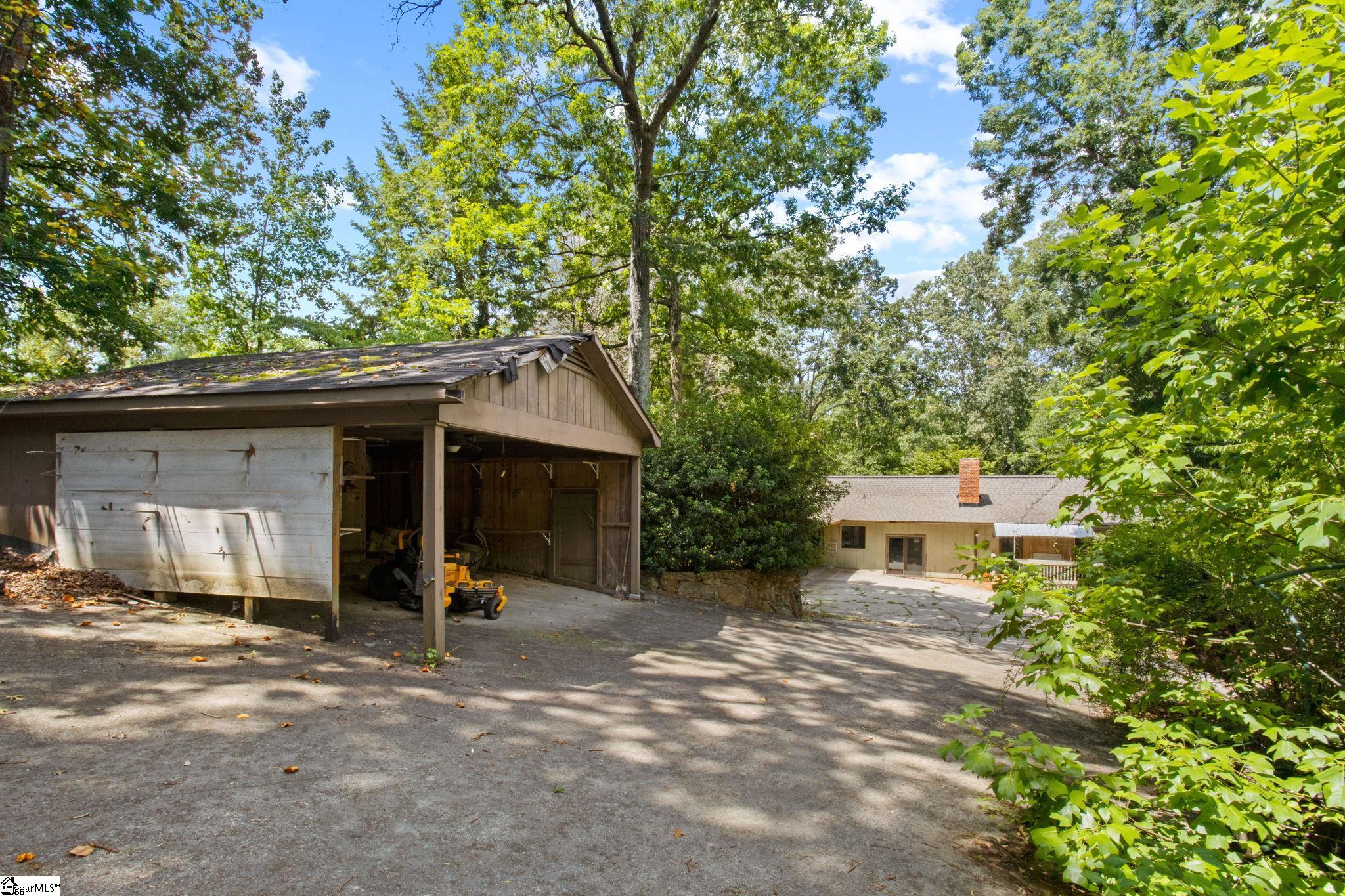 467 Henderson Road Greenville, SC 29607