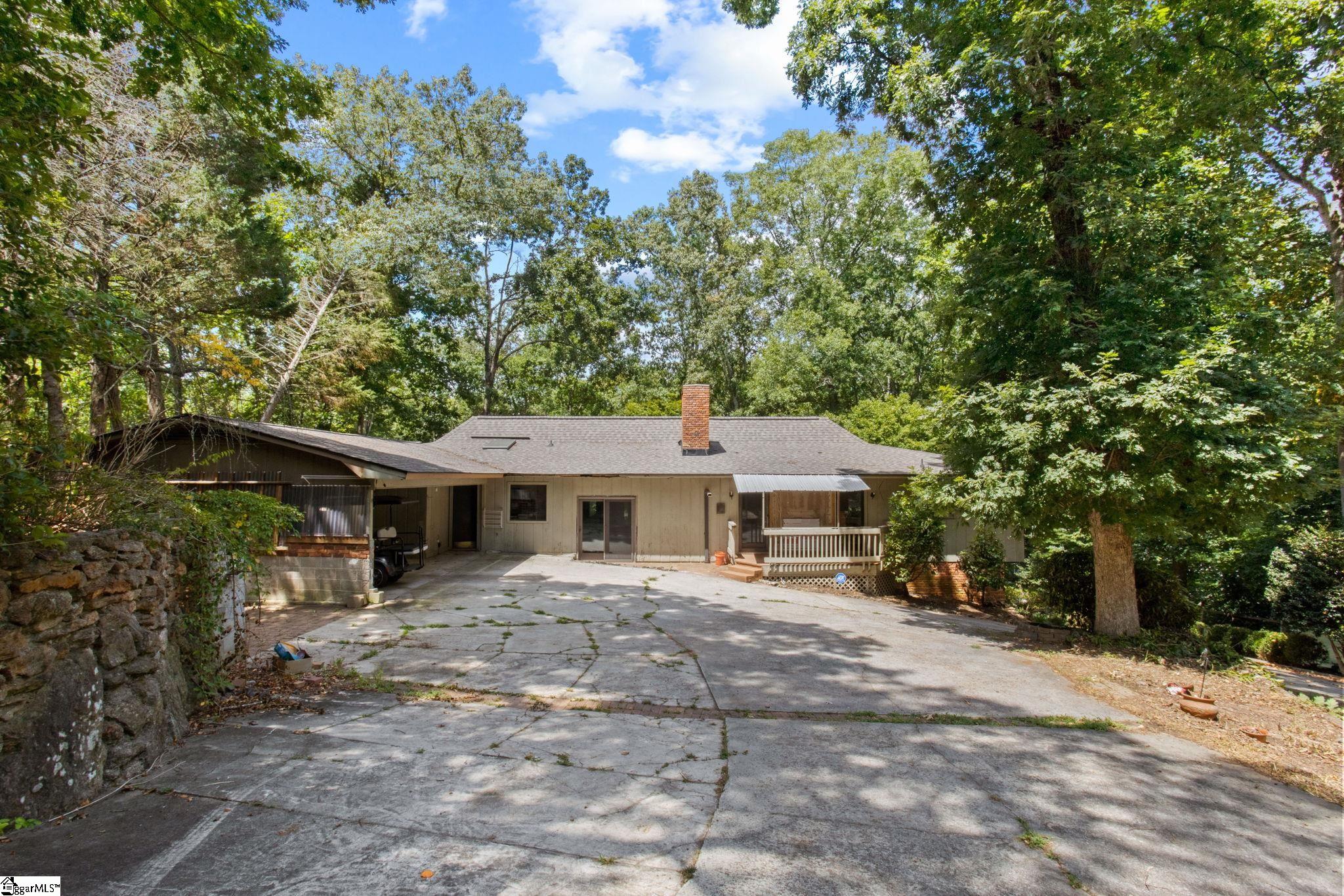 467 Henderson Road Greenville, SC 29607