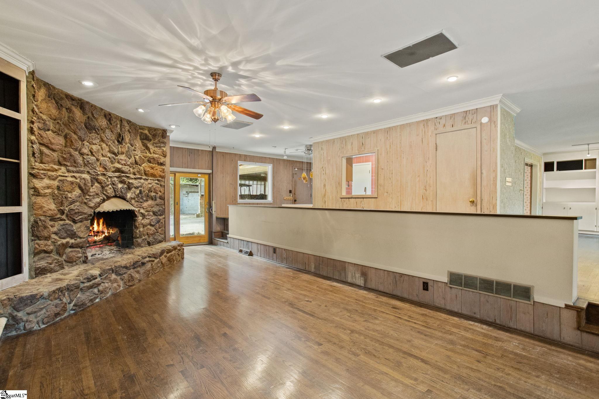 467 Henderson Road Greenville, SC 29607