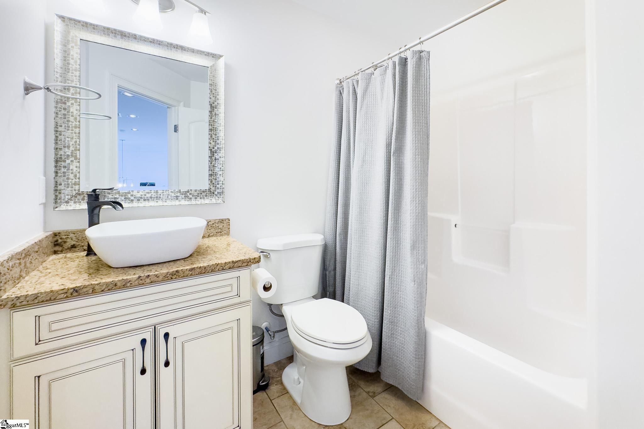 740 N Alamosa Drive Boiling Springs, SC 29316