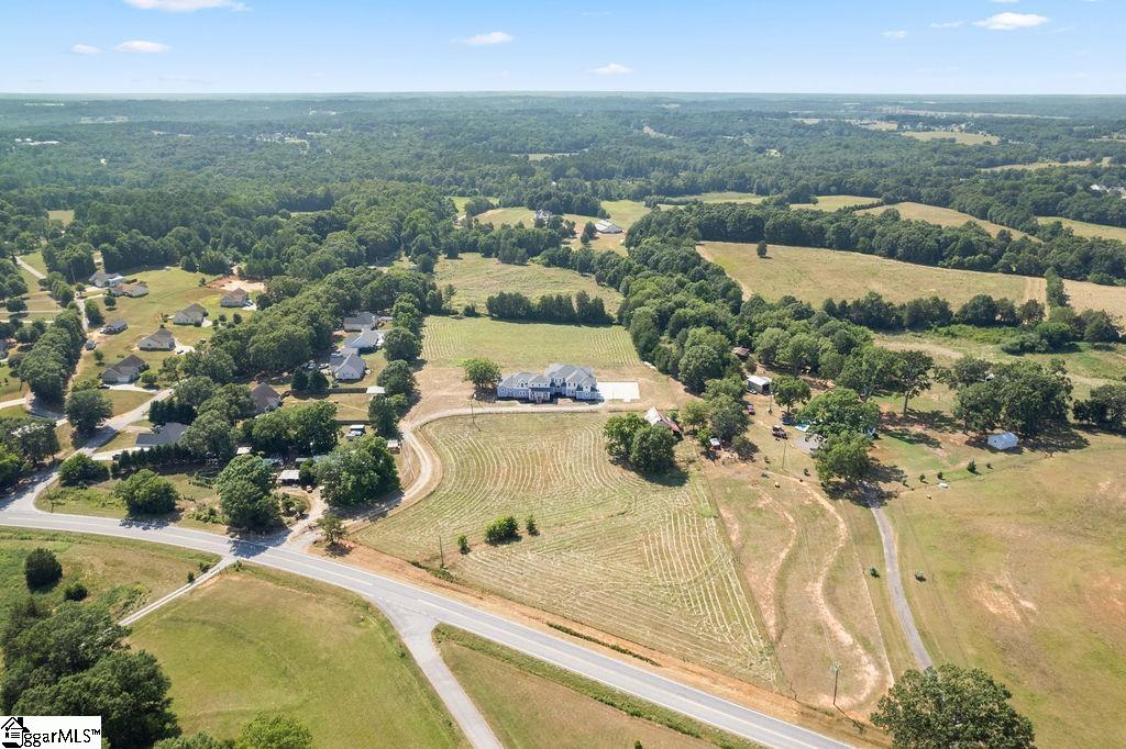 4207 Old Williamston Road Belton, SC 29627