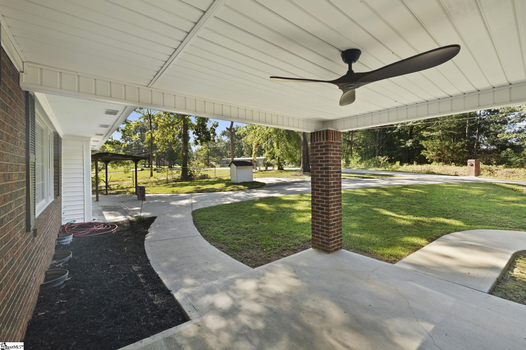 132 Black Road Simpsonville, SC 29680