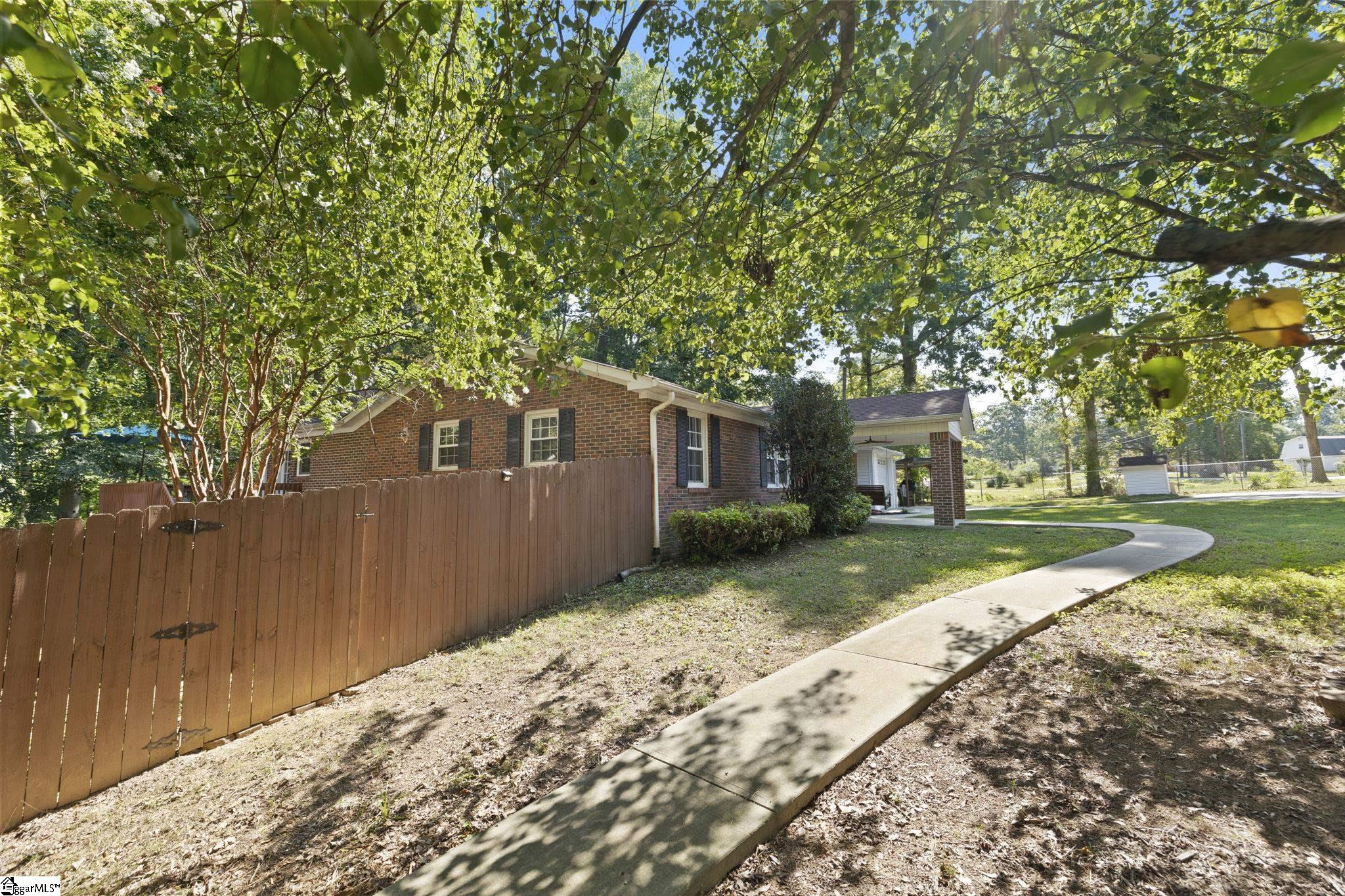132 Black Road Simpsonville, SC 29680