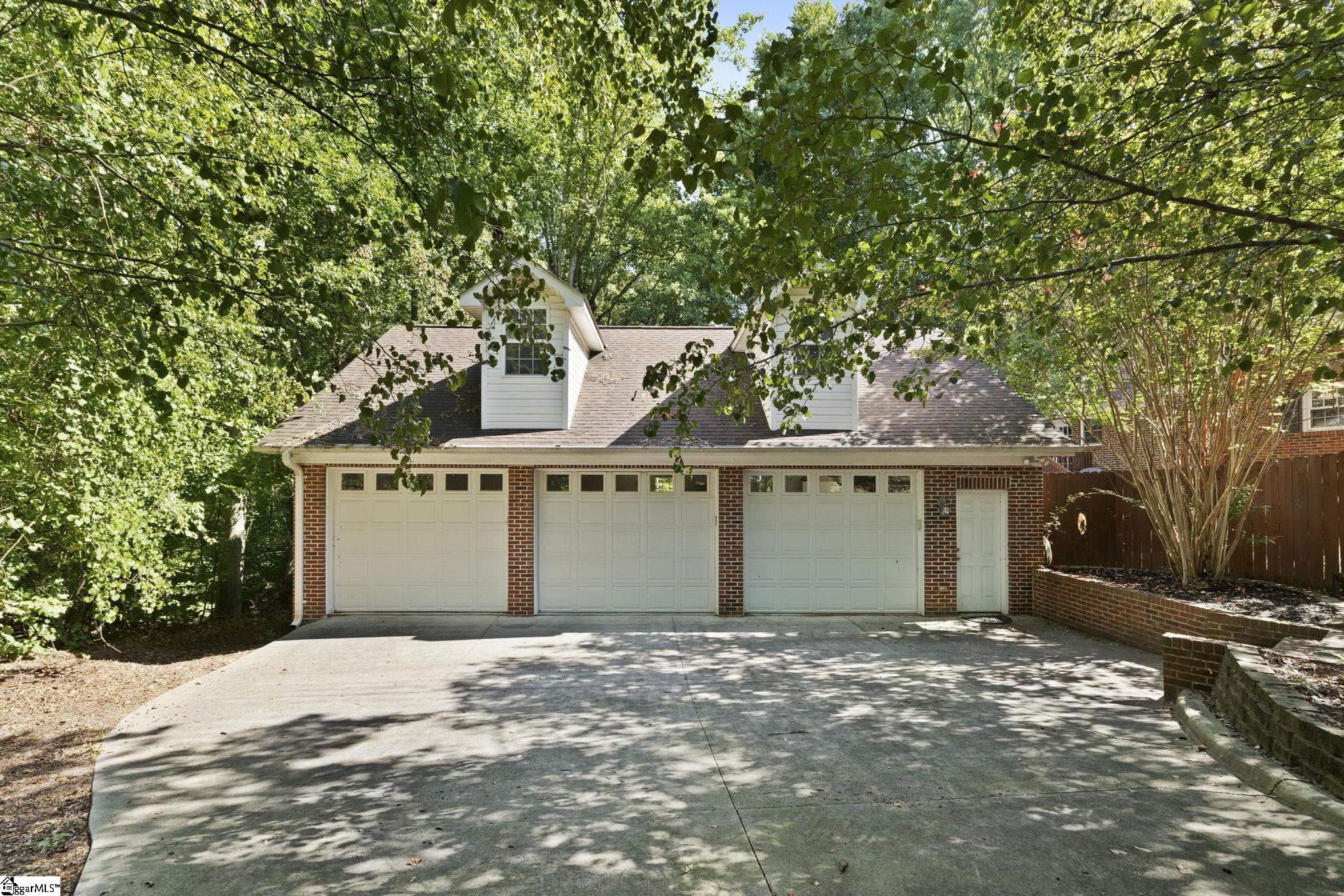132 Black Road Simpsonville, SC 29680