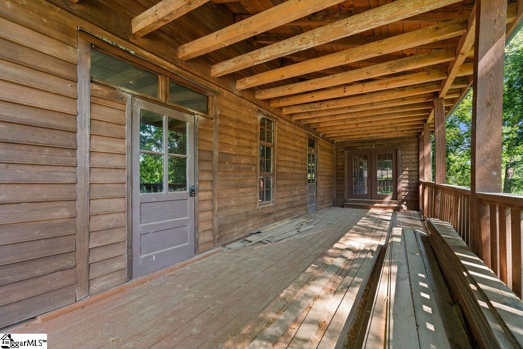216 N Mechanic Street Pendelton, SC 29670