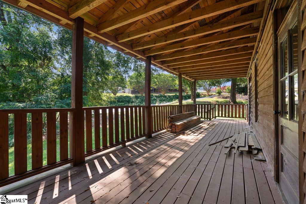 216 N Mechanic Street Pendelton, SC 29670