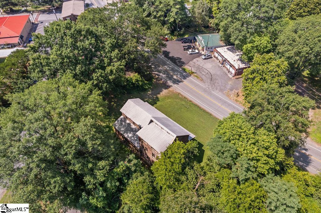 216 N Mechanic Street Pendelton, SC 29670