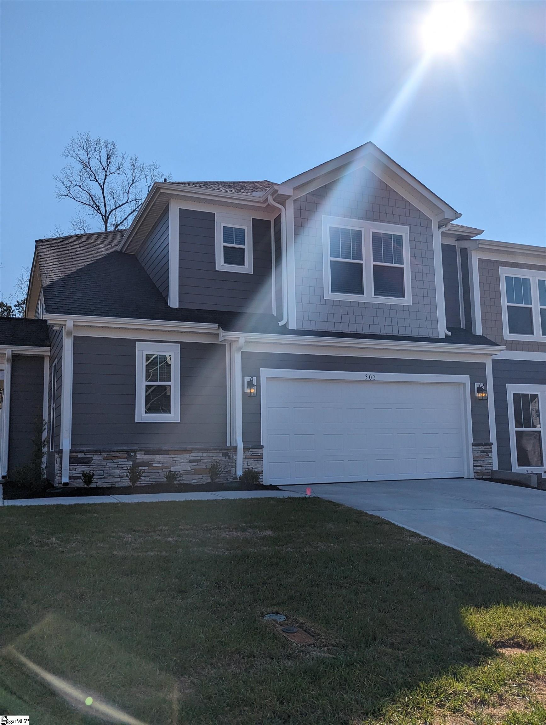 303 Grange Valley Lane Central, SC 29630-9463