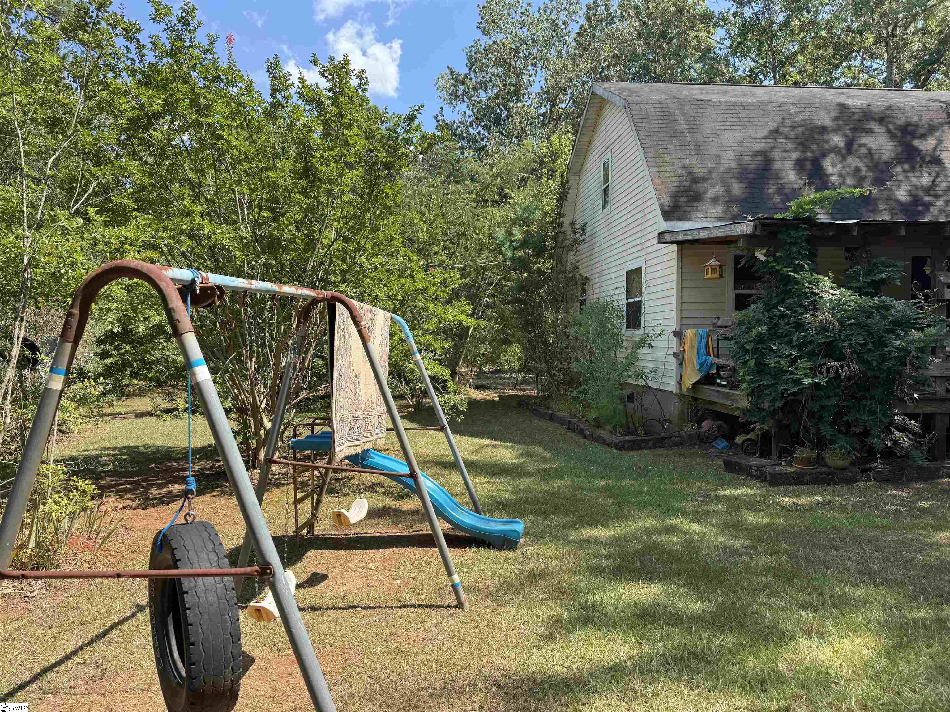 1324 Highway 81 N Calhoun Falls, SC 29628