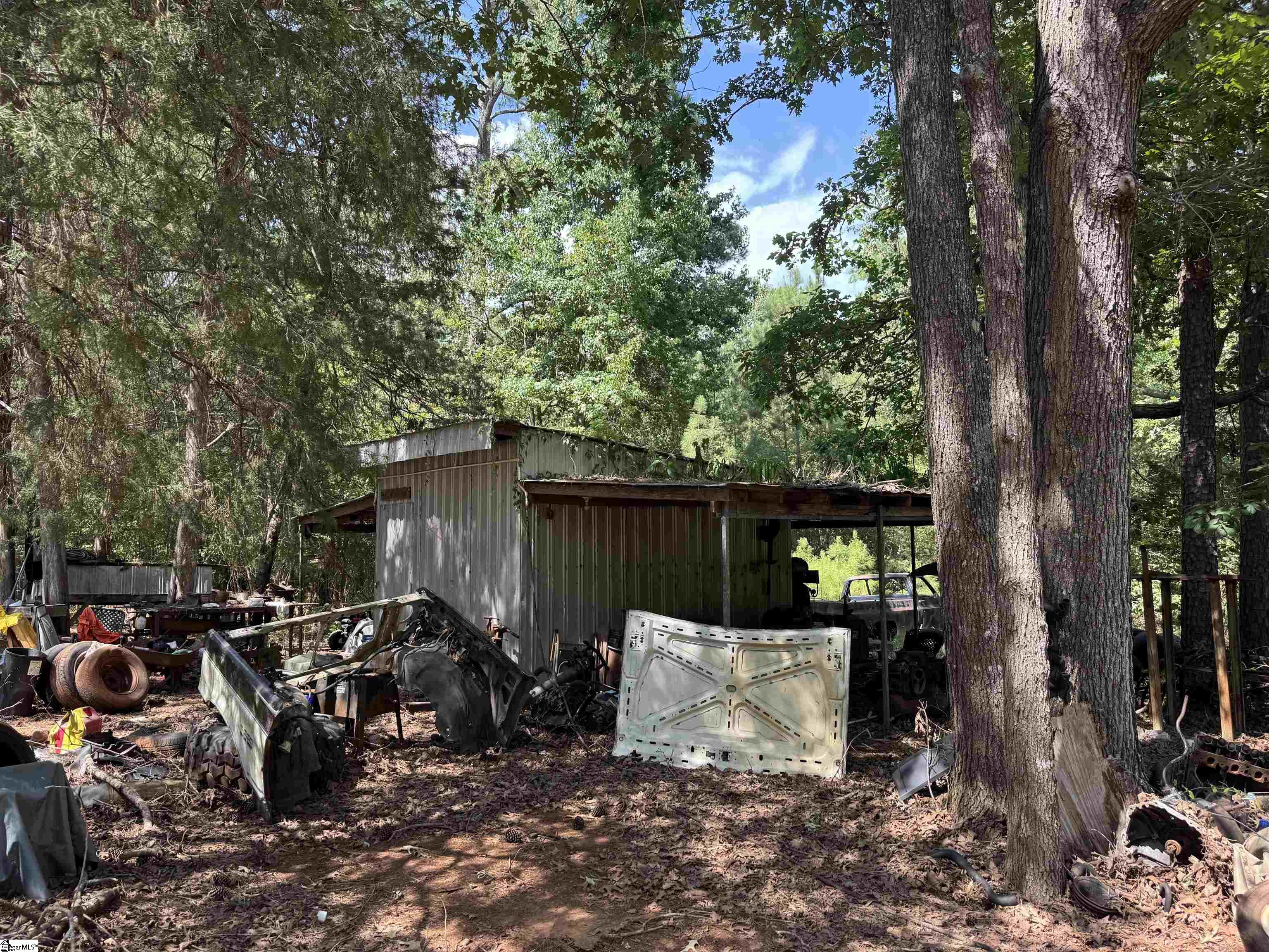 1324 Highway 81 N Calhoun Falls, SC 29628