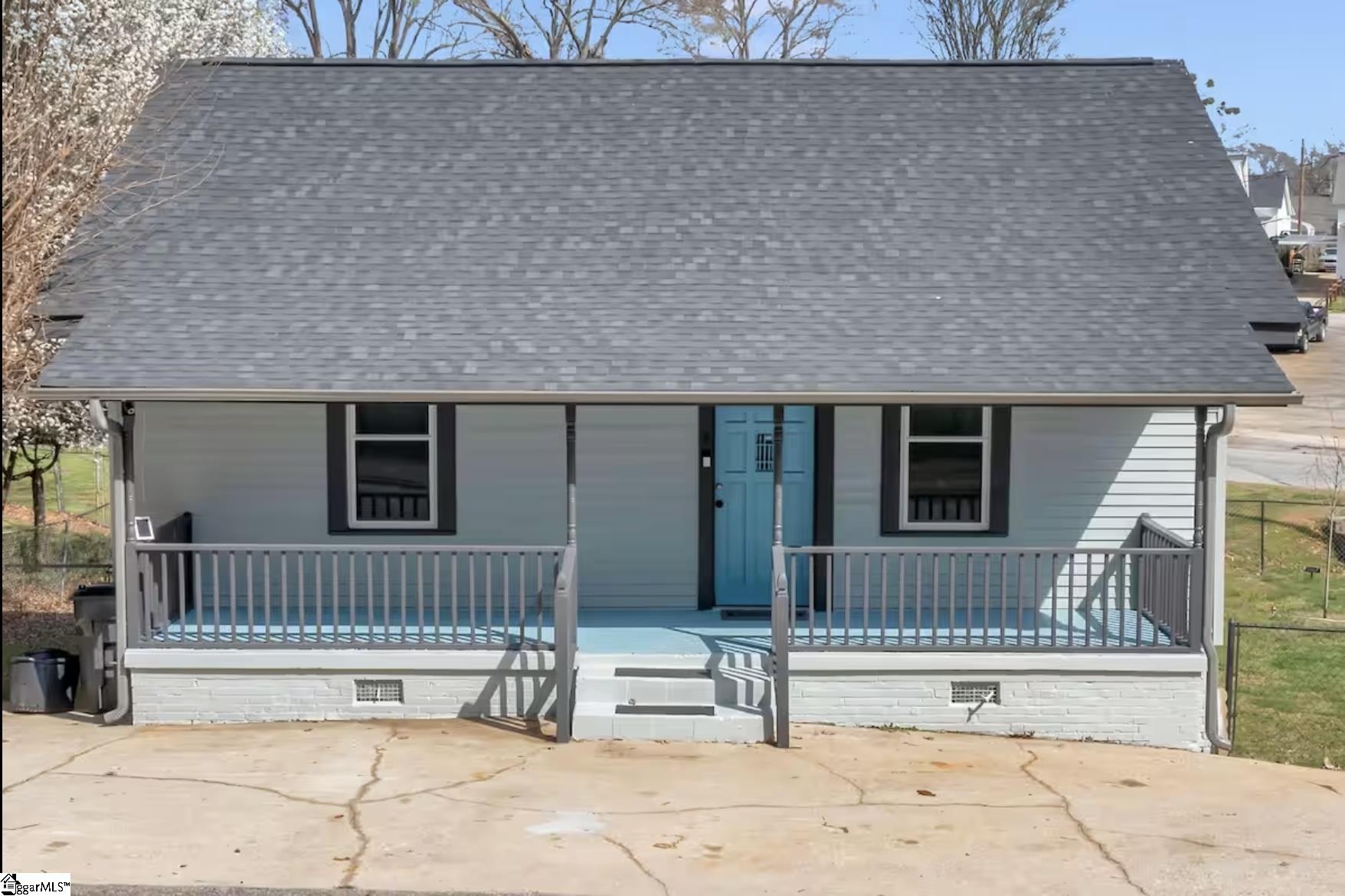 24 Draper Street Greenville, SC 29611-4742