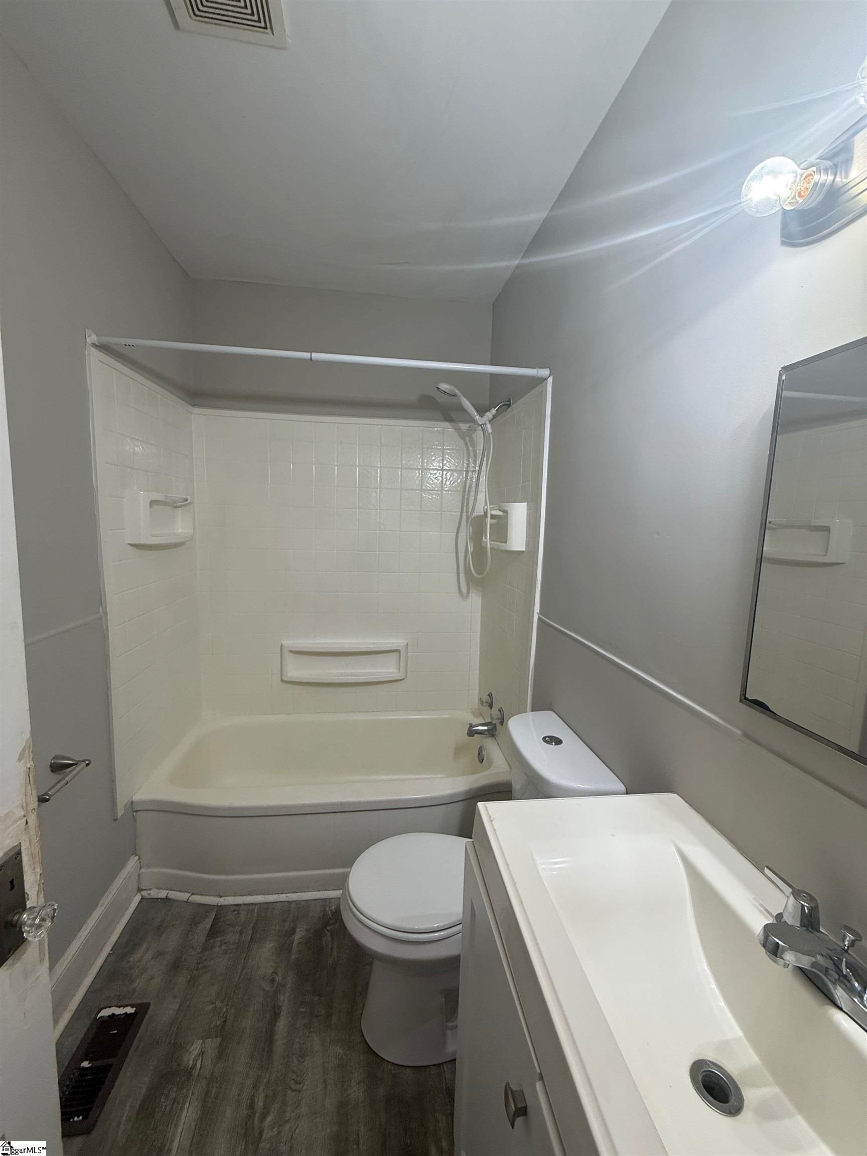 188 Anderson Drive Spartanburg, SC 29302-3063