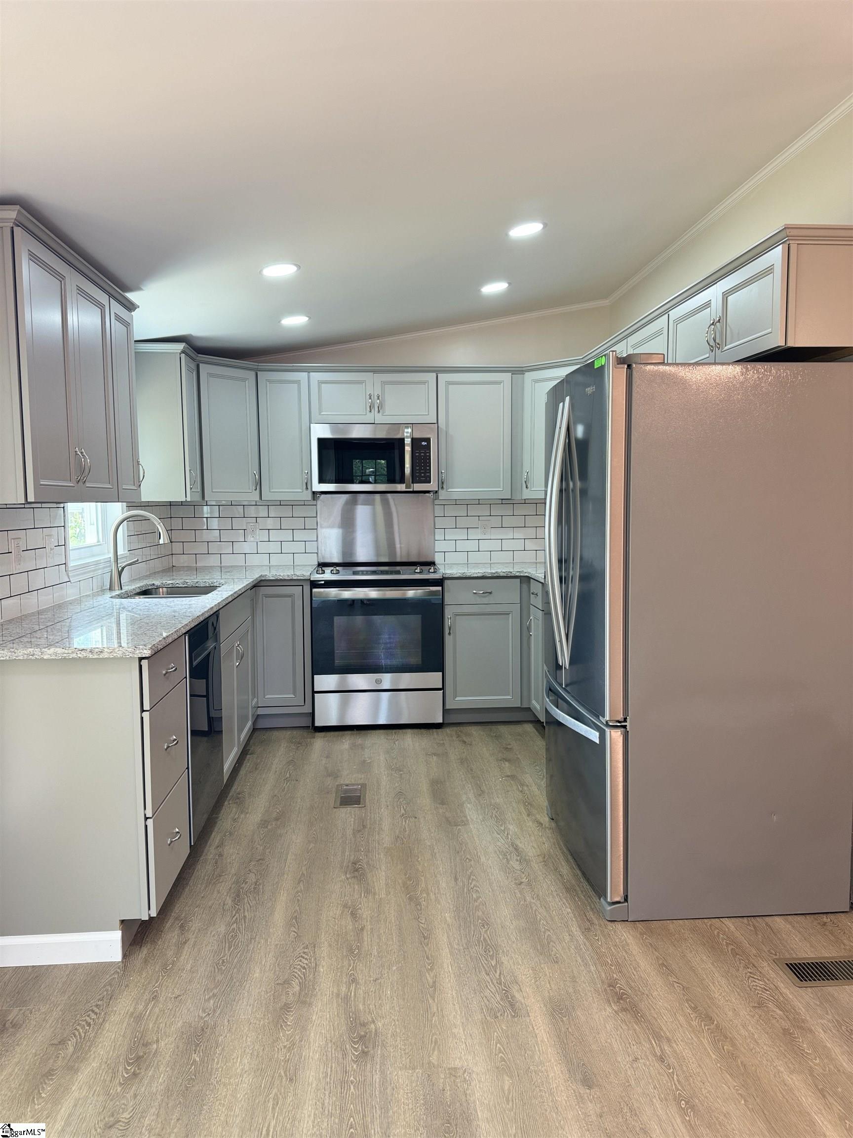 110 Woodford Place Court Gray Court, SC 29645