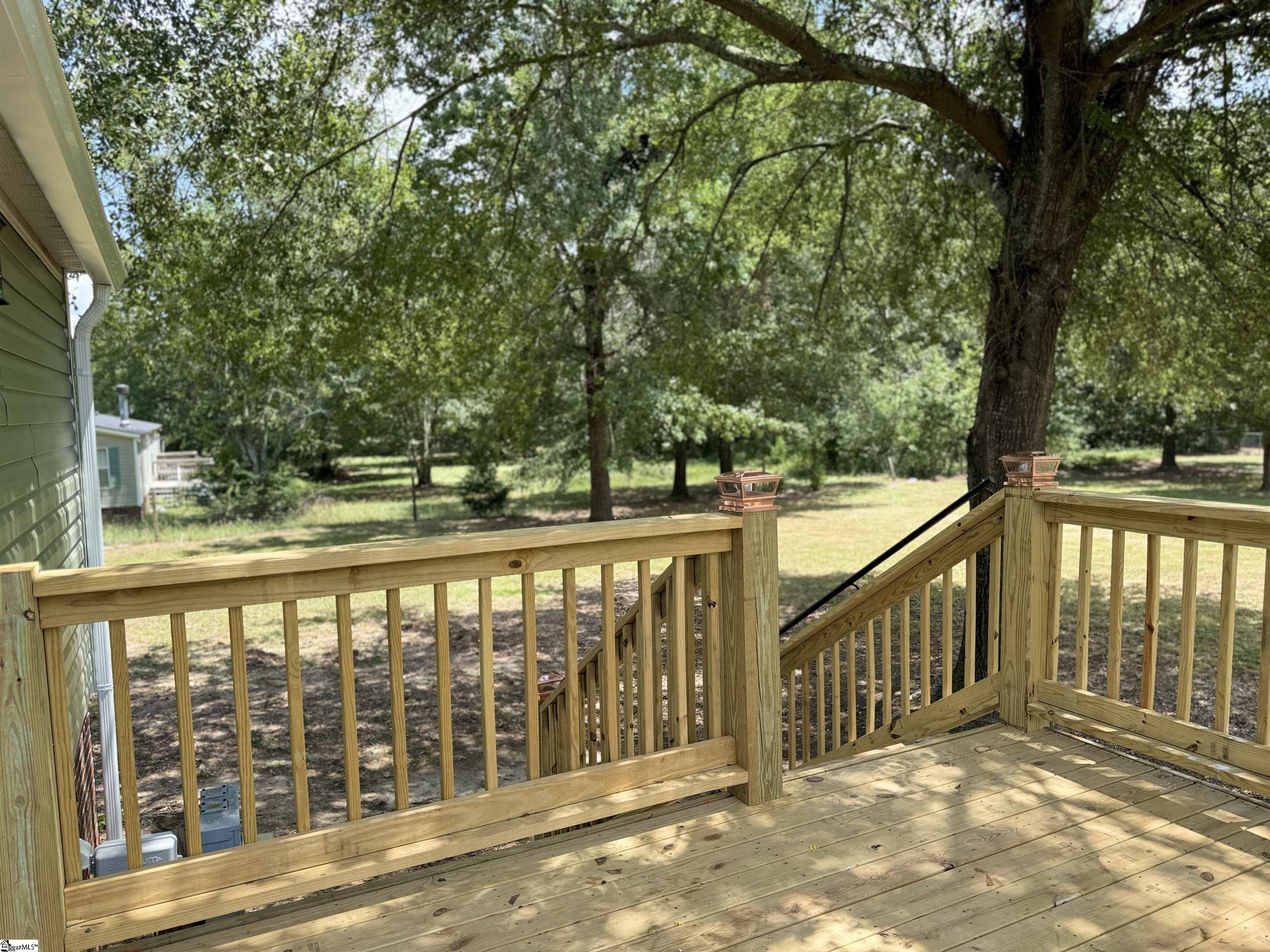 110 Woodford Place Court Gray Court, SC 29645