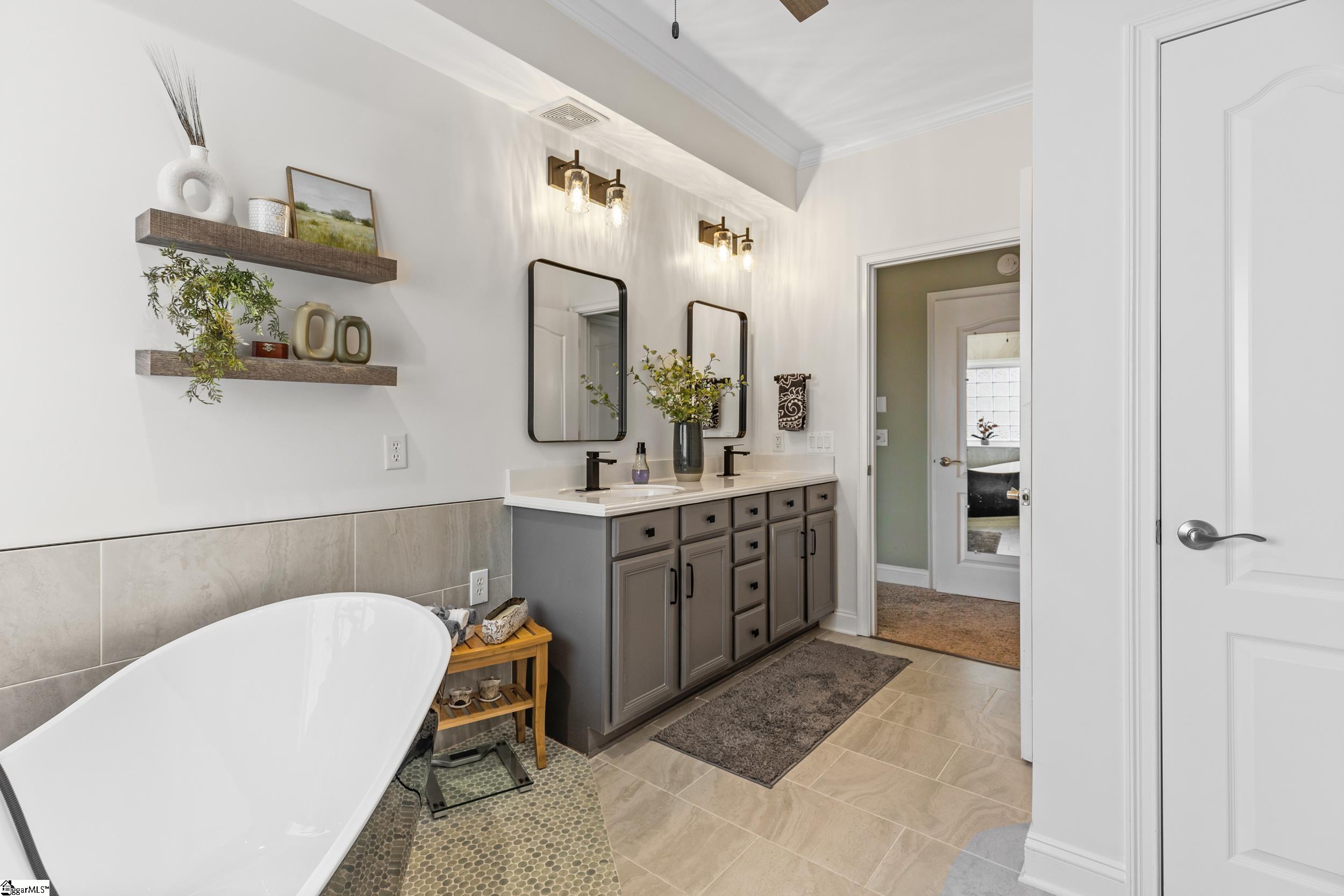 230 Rocky Top Drive Greenville, SC 29615