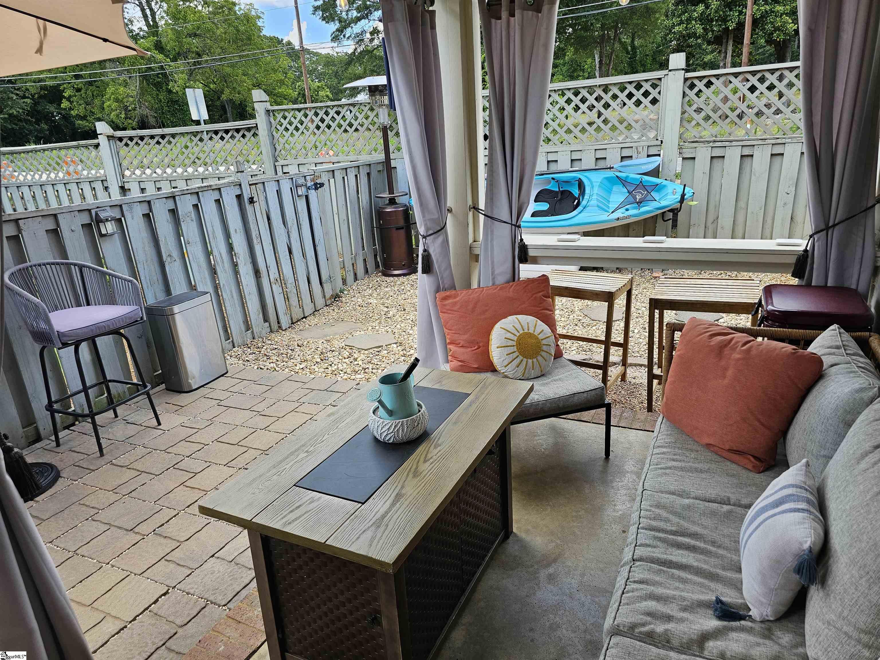 214 Woodburn Club Lane Spartanburg, SC 29302