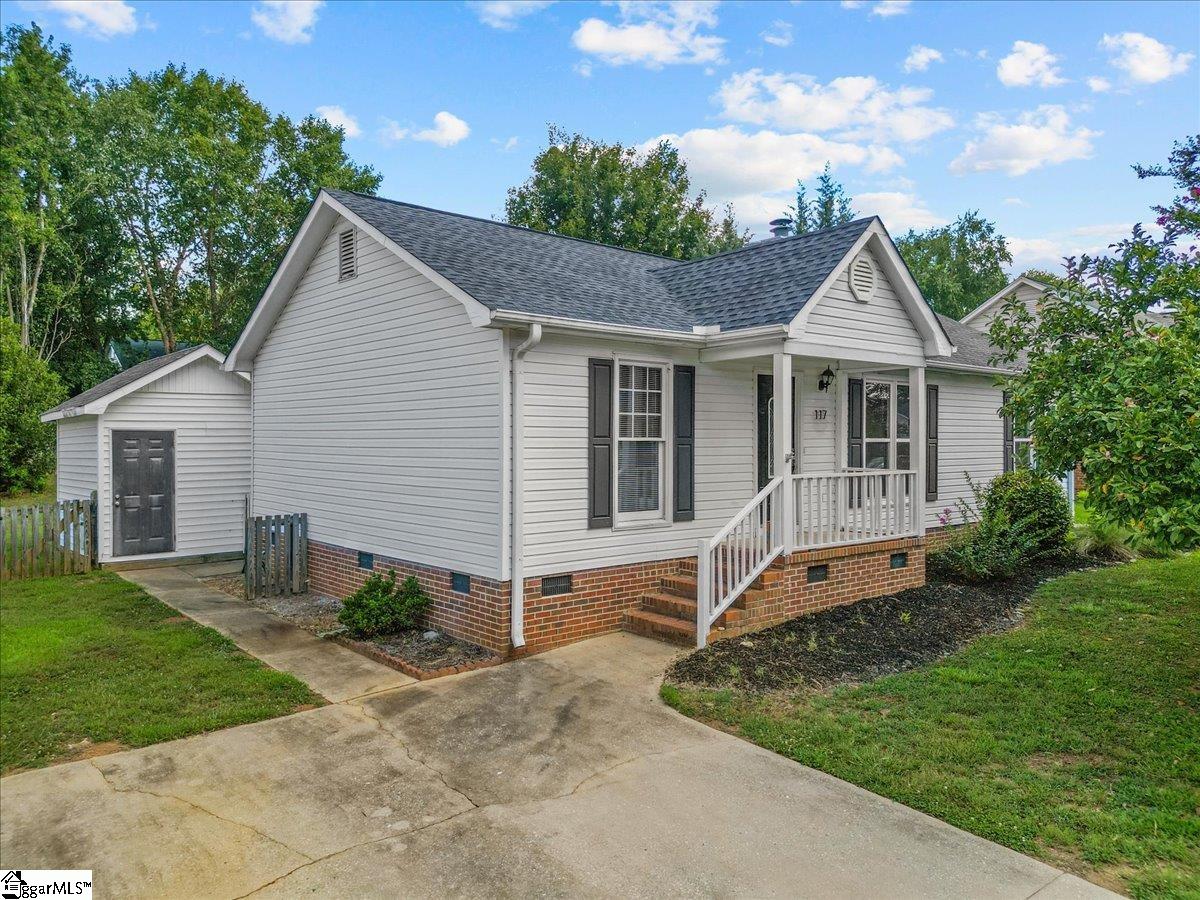 117 Oak Valley Drive Simpsonville, SC 29681