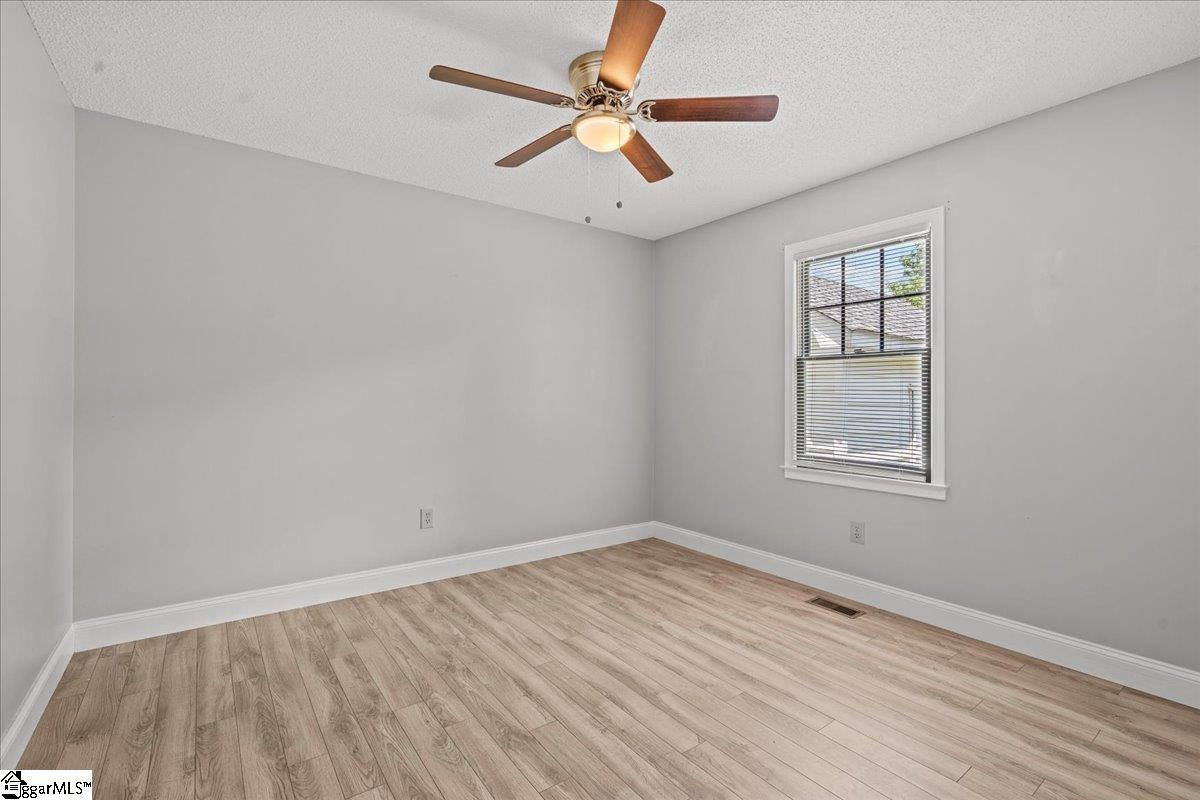 117 Oak Valley Drive Simpsonville, SC 29681
