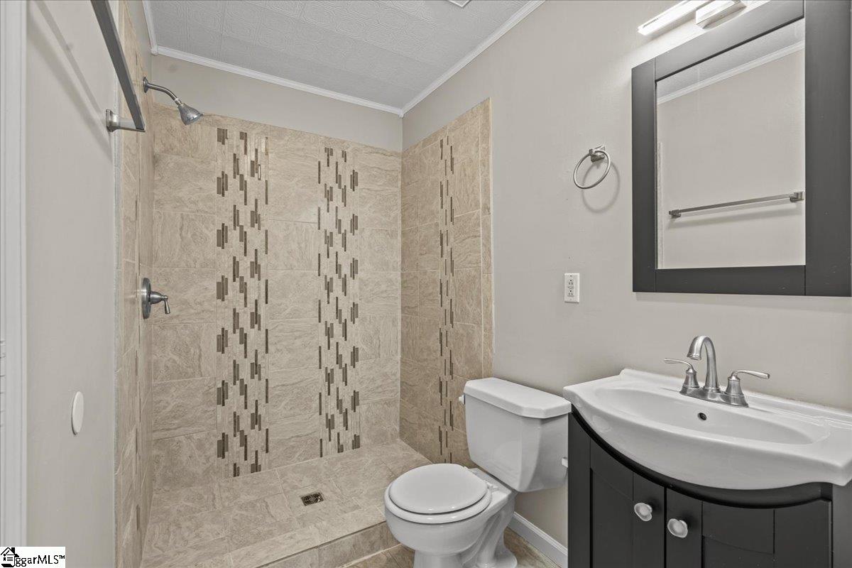 117 Oak Valley Drive Simpsonville, SC 29681