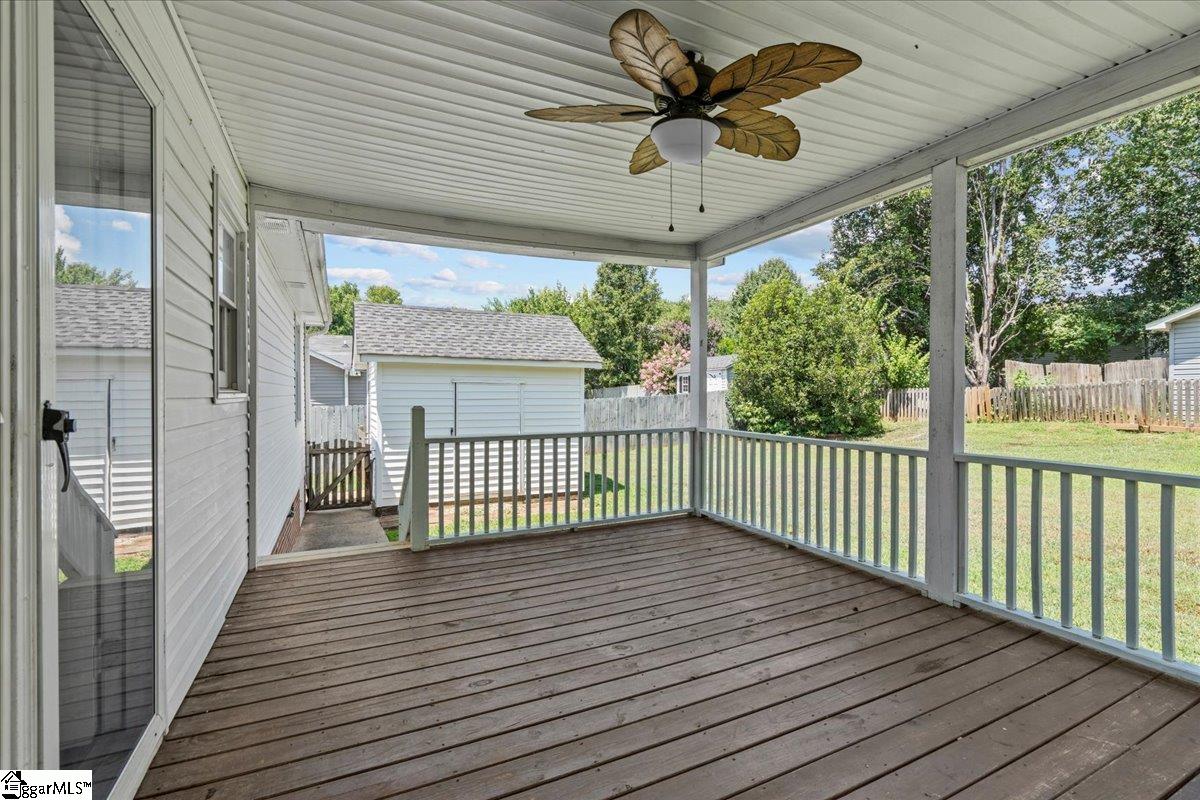 117 Oak Valley Drive Simpsonville, SC 29681