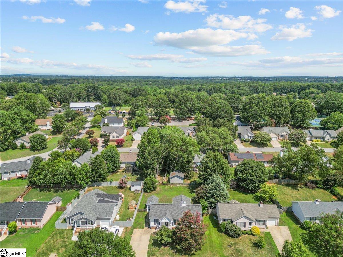 117 Oak Valley Drive Simpsonville, SC 29681