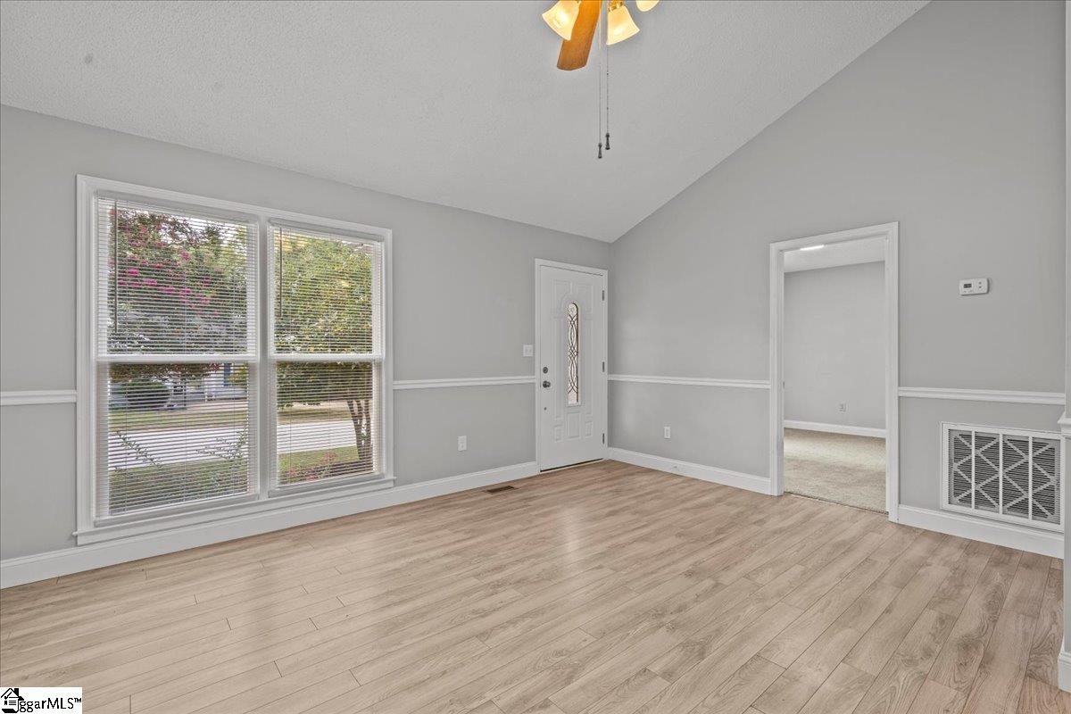 117 Oak Valley Drive Simpsonville, SC 29681