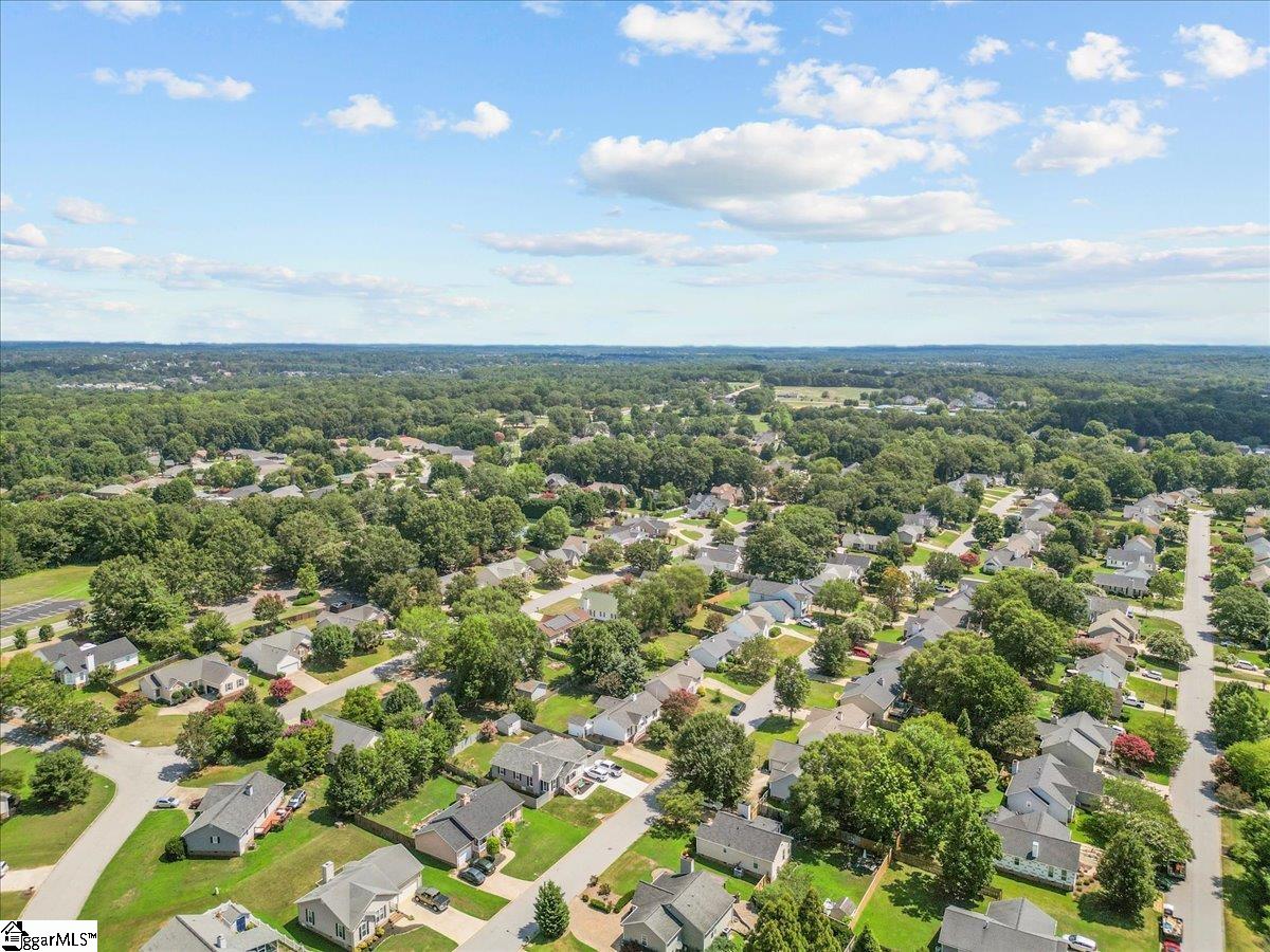 117 Oak Valley Drive Simpsonville, SC 29681