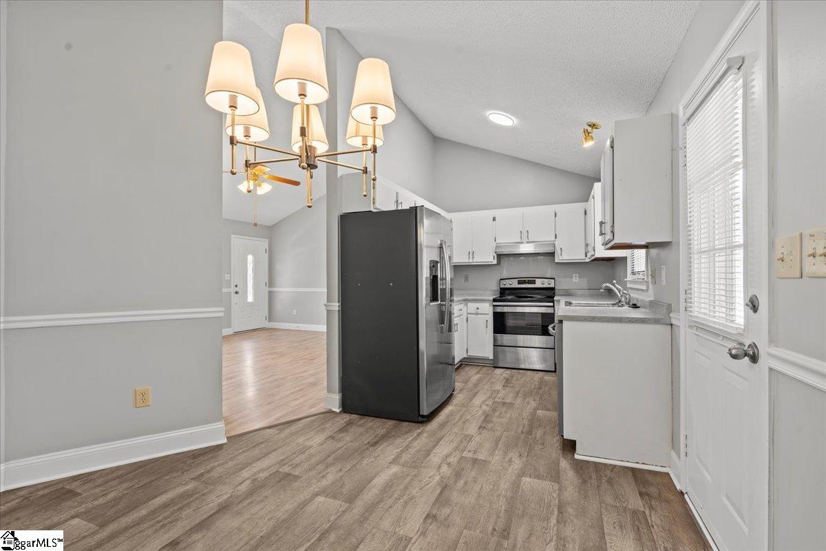 117 Oak Valley Drive Simpsonville, SC 29681