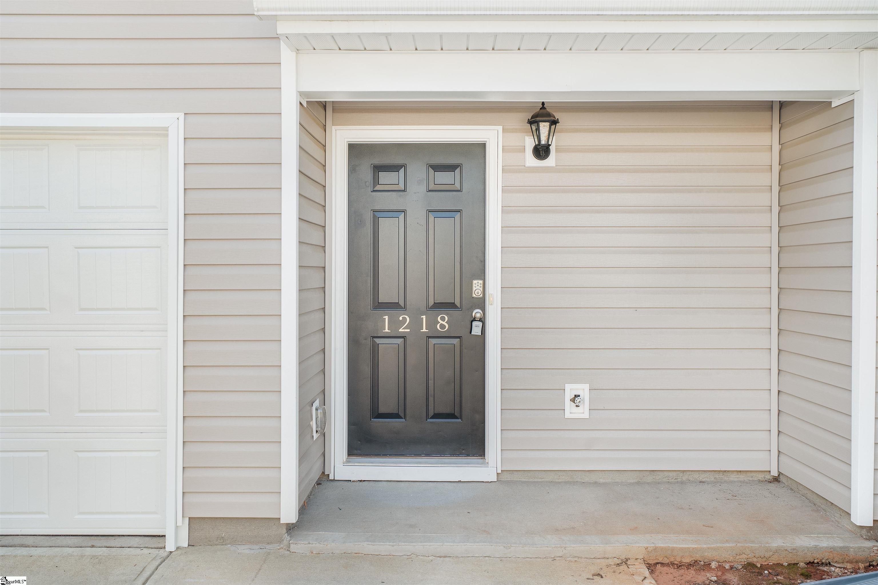 1218 N Norwhich Lane Spartanburg, SC 29301