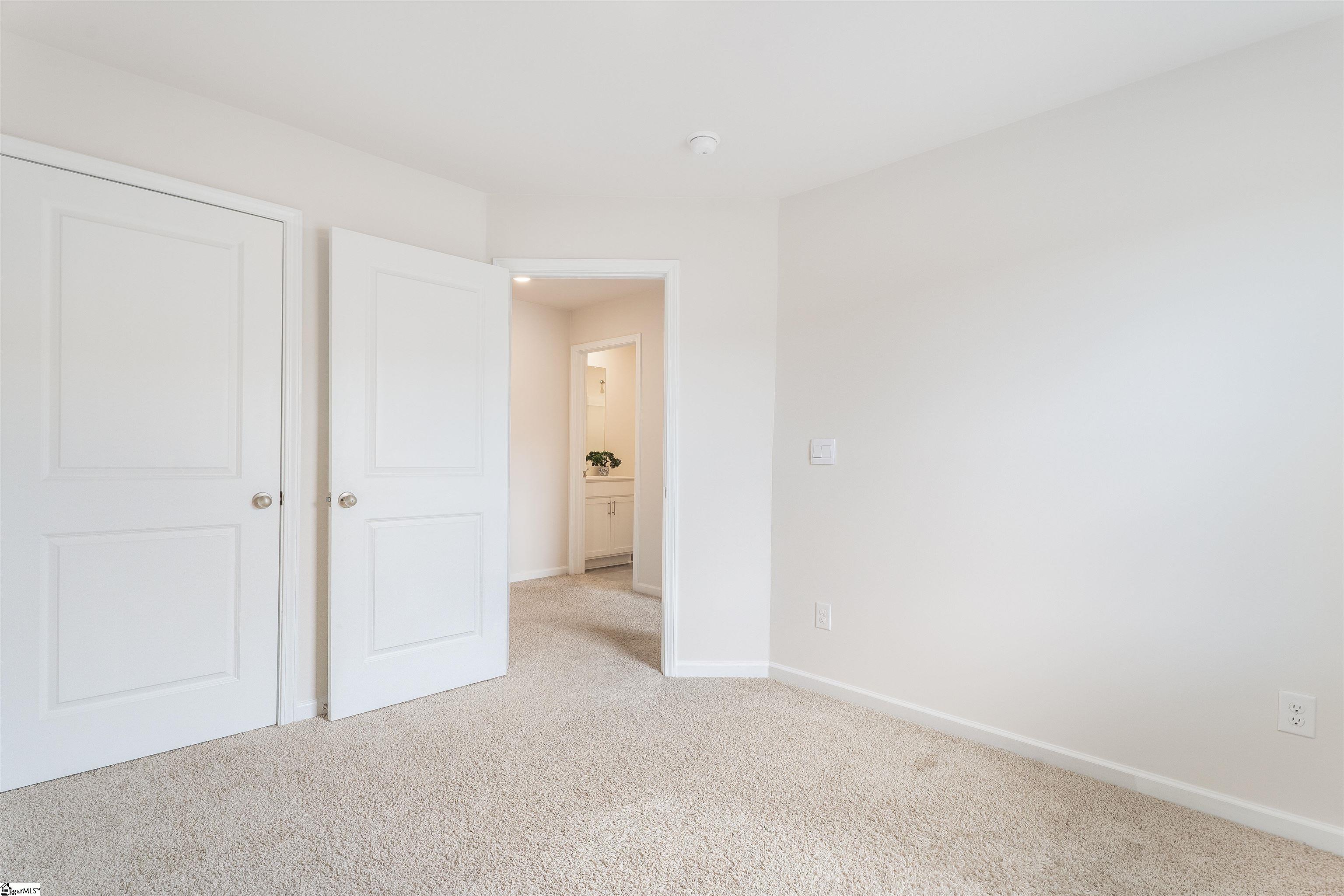 1218 N Norwhich Lane Spartanburg, SC 29301