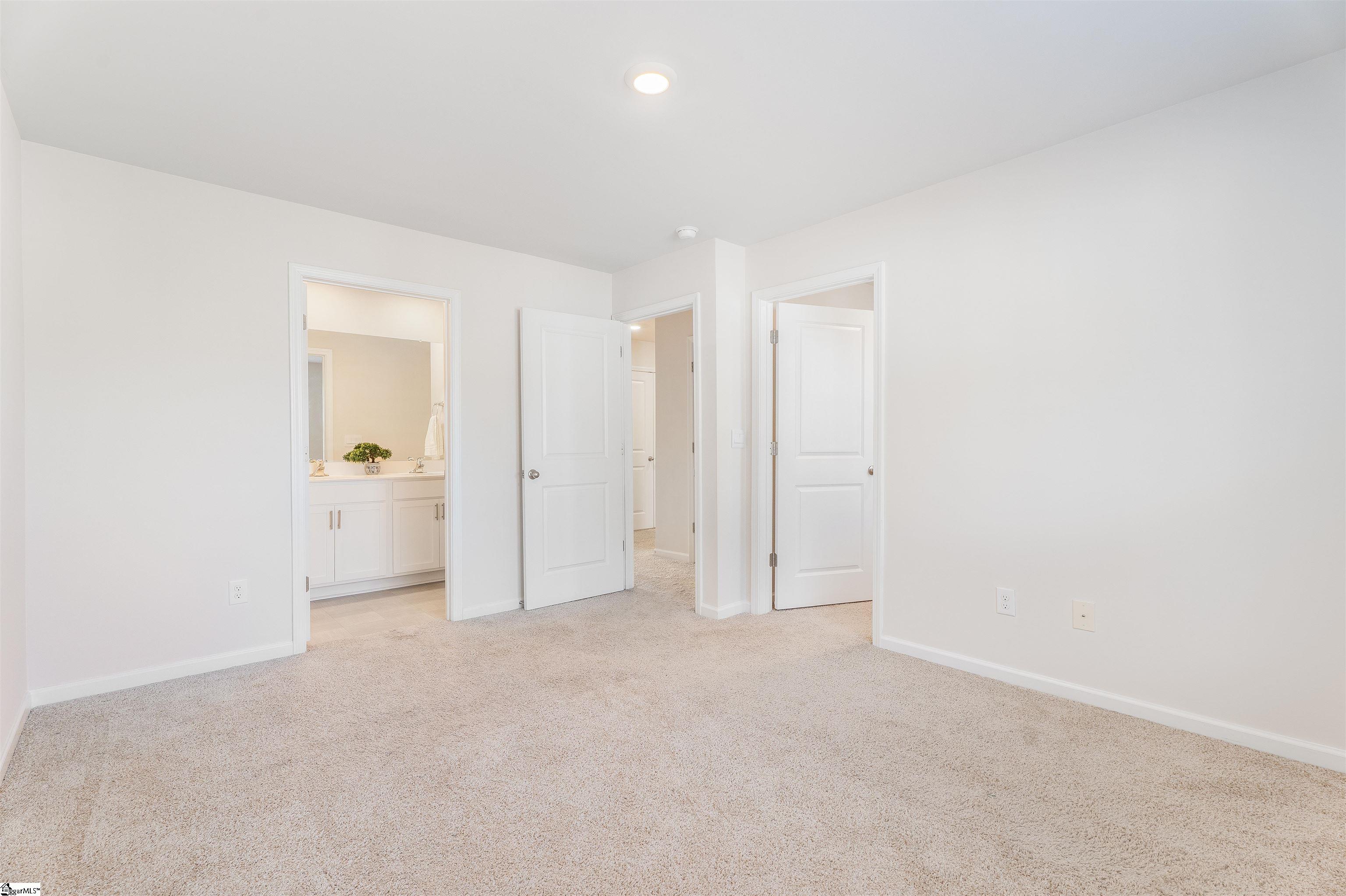 1218 N Norwhich Lane Spartanburg, SC 29301