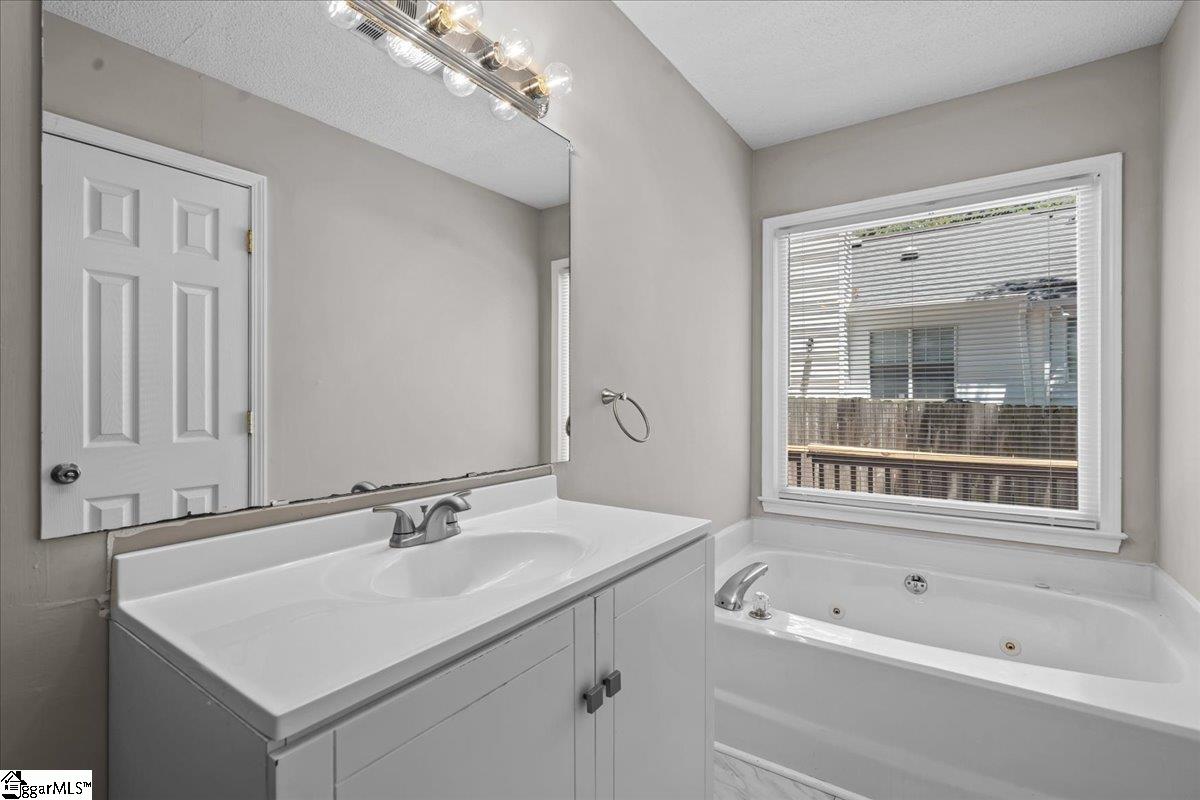 704 Dunwoody Drive Simpsonville, SC 29681