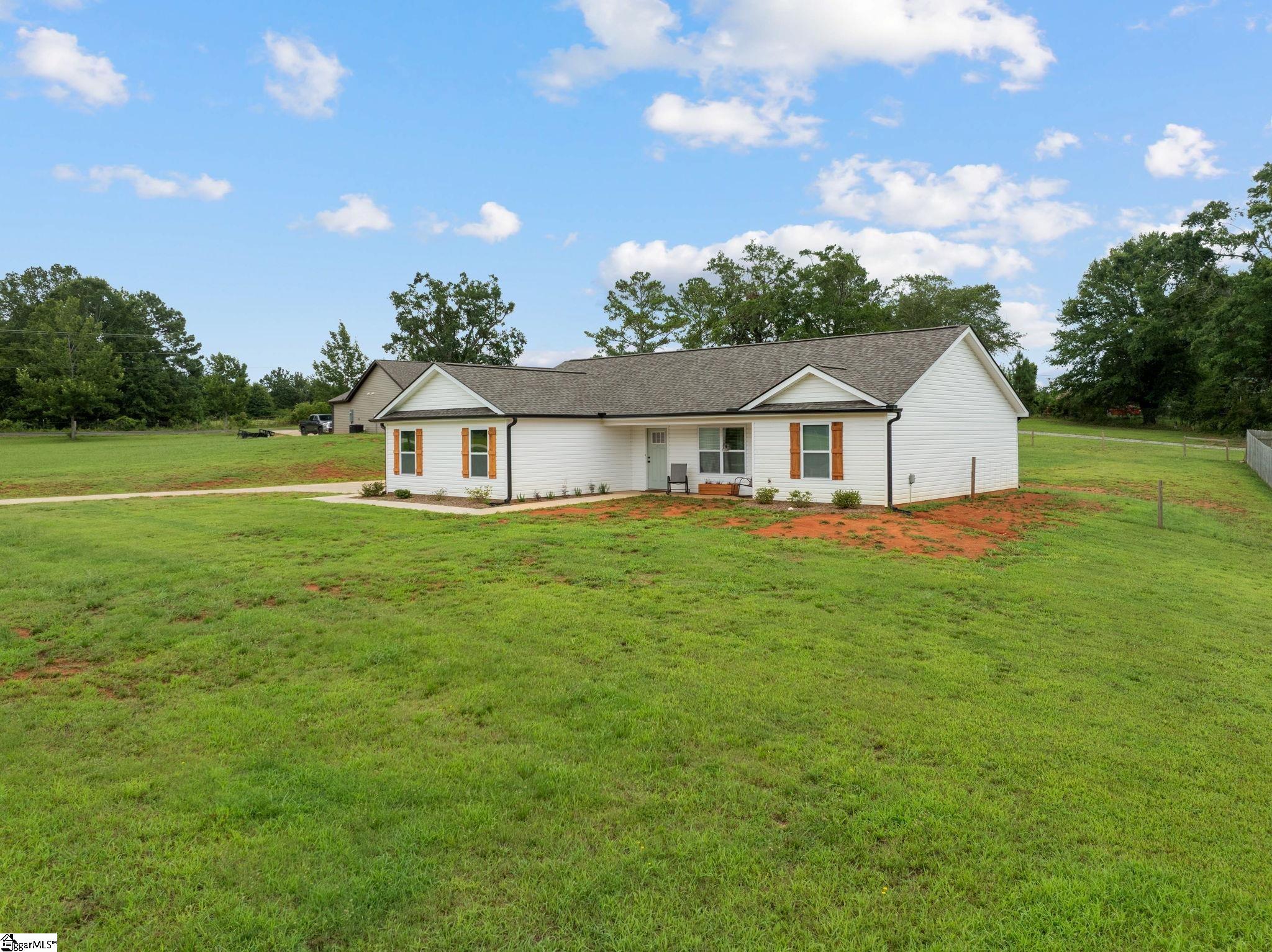 47 Georgia Acres Road Gray Court, SC 29645