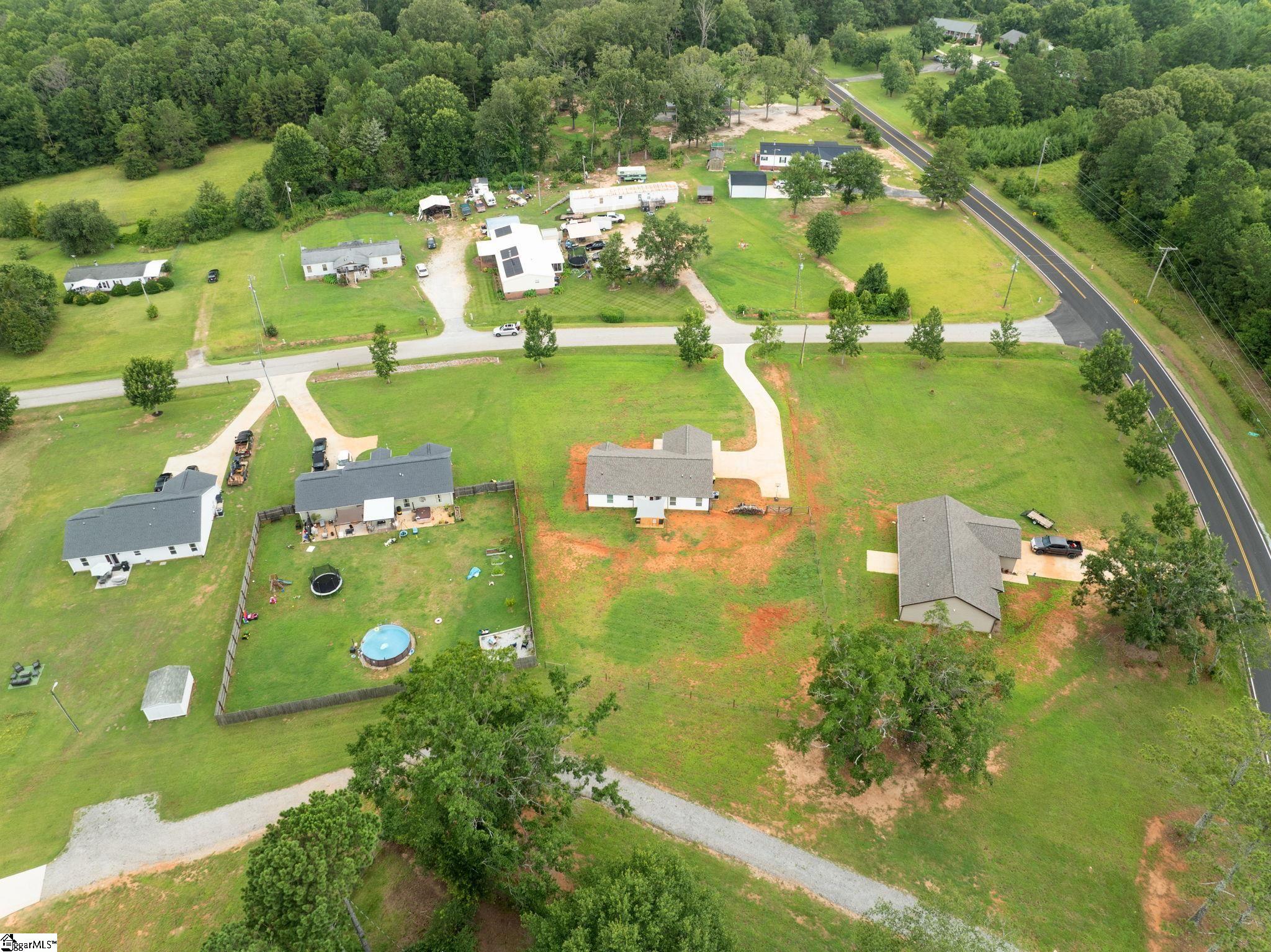 47 Georgia Acres Road Gray Court, SC 29645