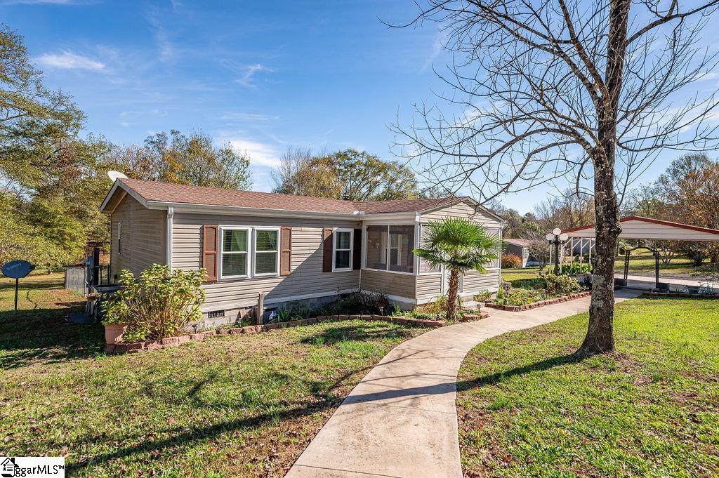 128 Barnett Road Campobello, SC 29322