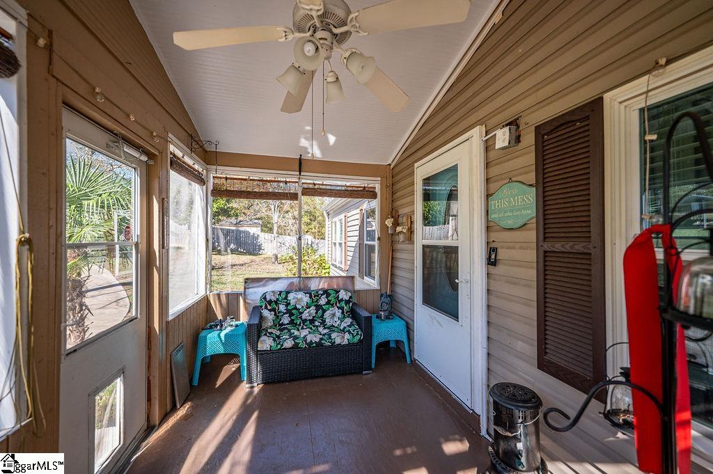 128 Barnett Road Campobello, SC 29322