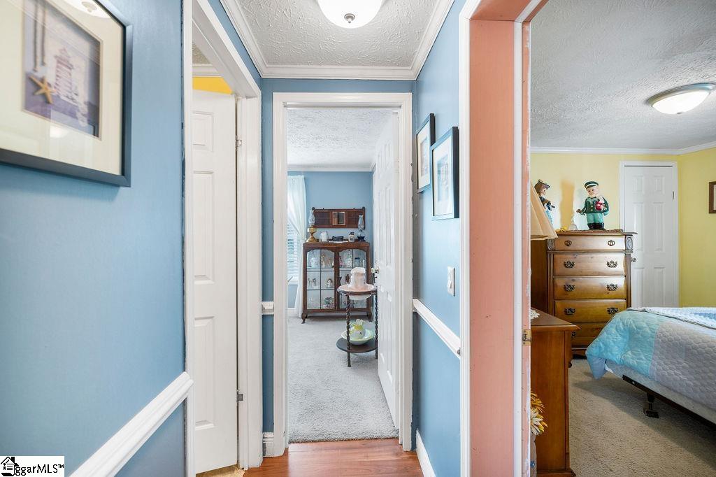128 Barnett Road Campobello, SC 29322