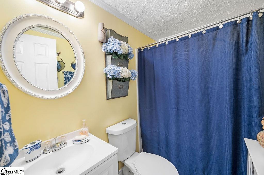 128 Barnett Road Campobello, SC 29322