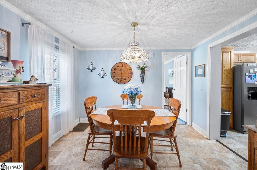 128 Barnett Road Campobello, SC 29322