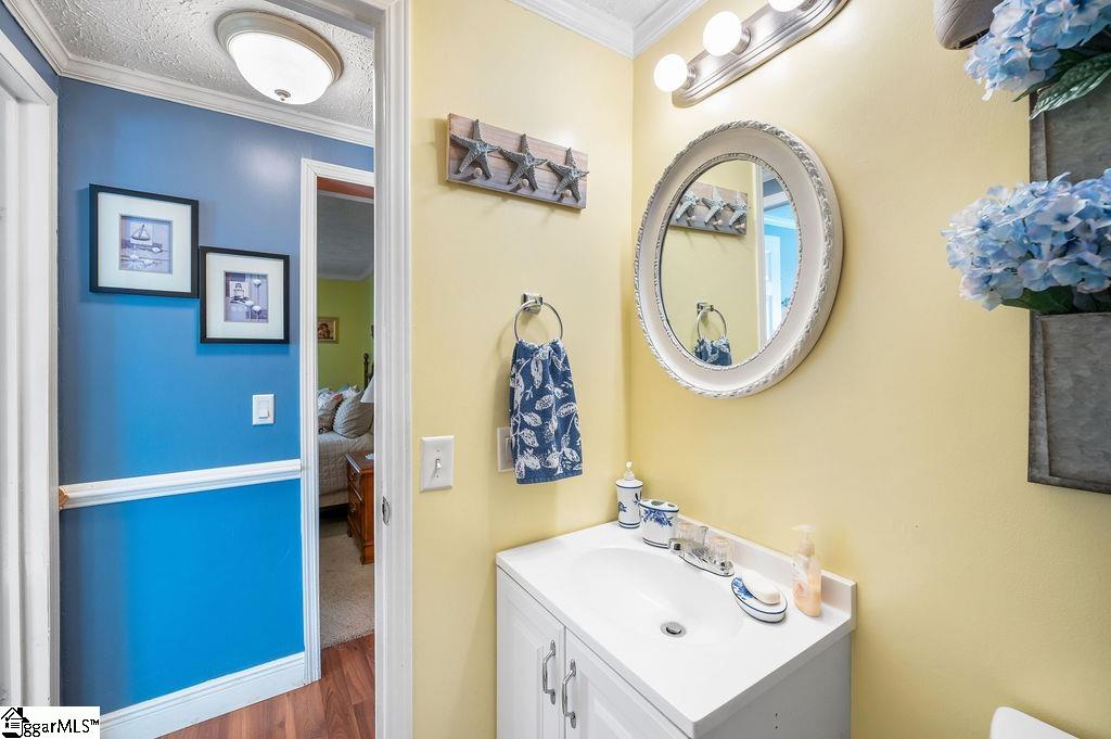 128 Barnett Road Campobello, SC 29322