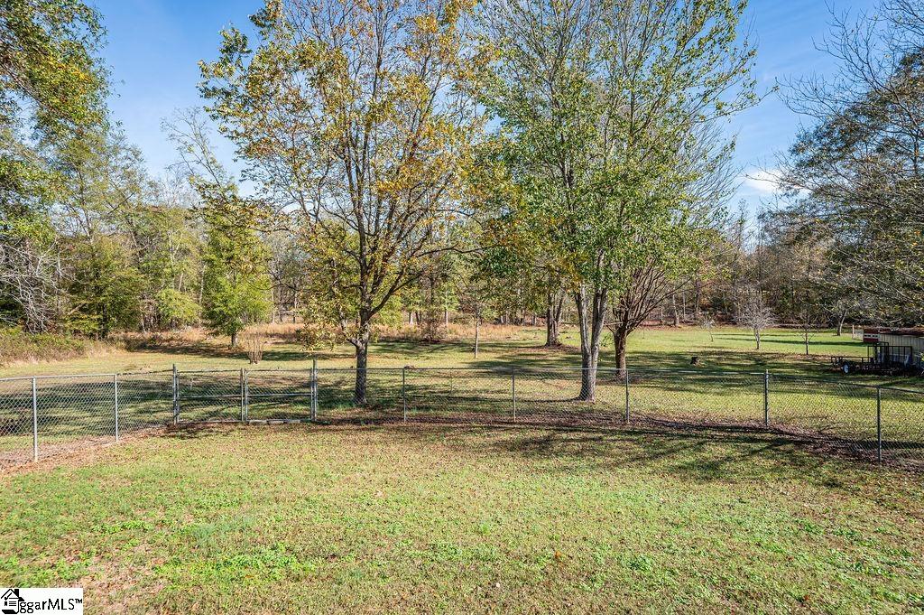 128 Barnett Road Campobello, SC 29322