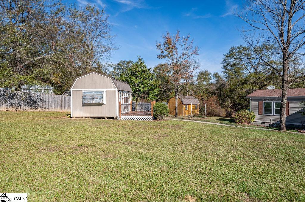 128 Barnett Road Campobello, SC 29322