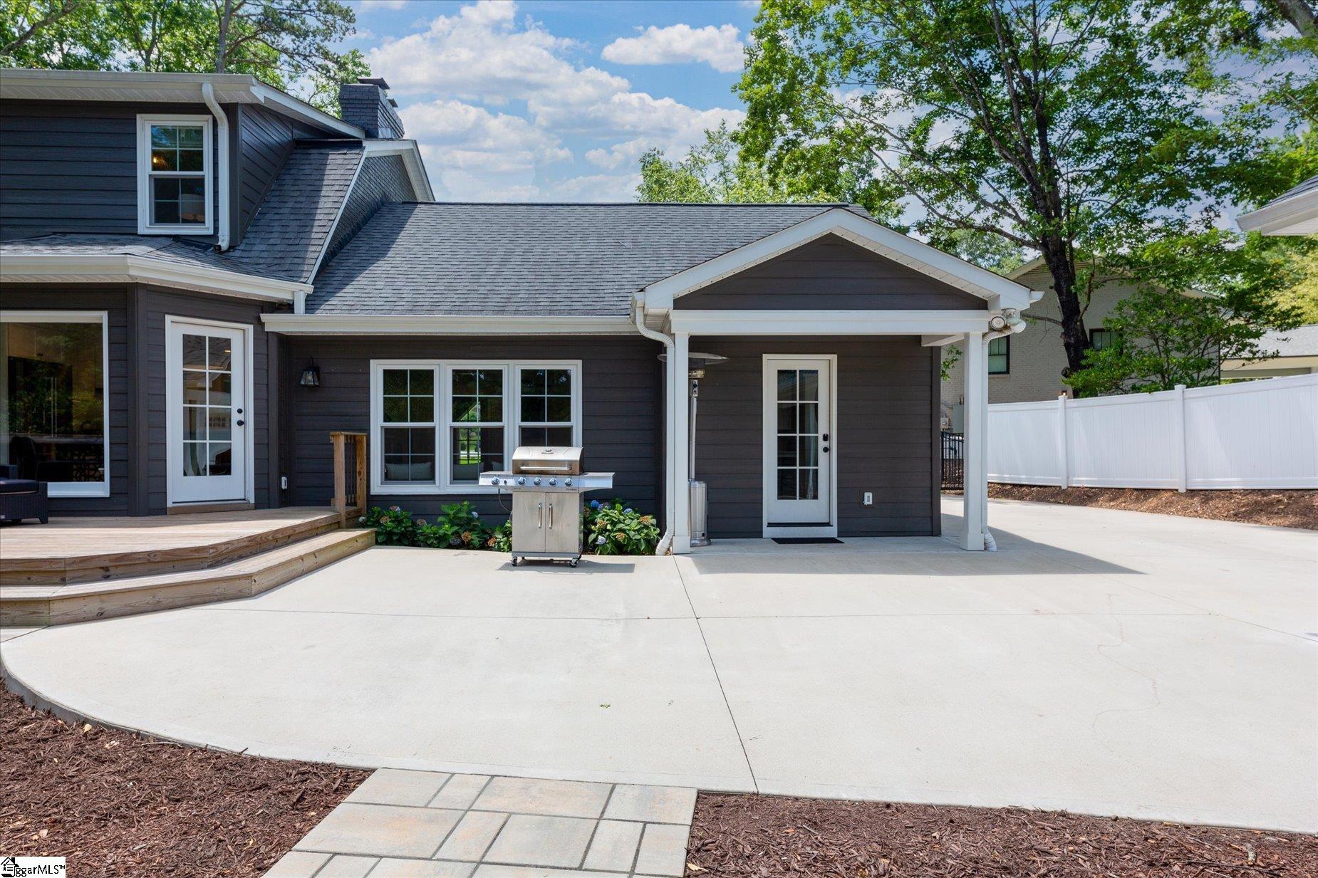 106 Ramblewood Lane Greenville, SC 29615